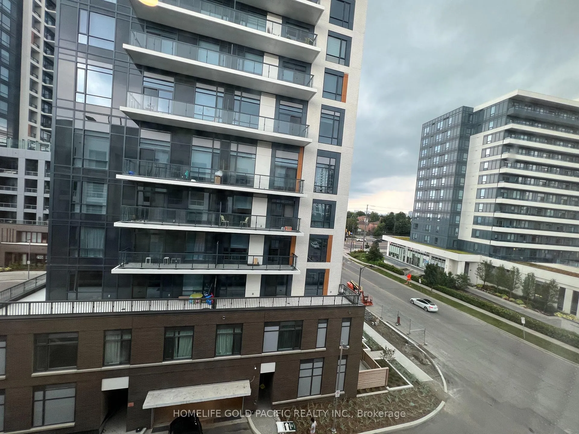 Photo 14 of Unit 520, 8 Beverley Glen Boulevard, Vaughan, Beverley Glen — HOMEH