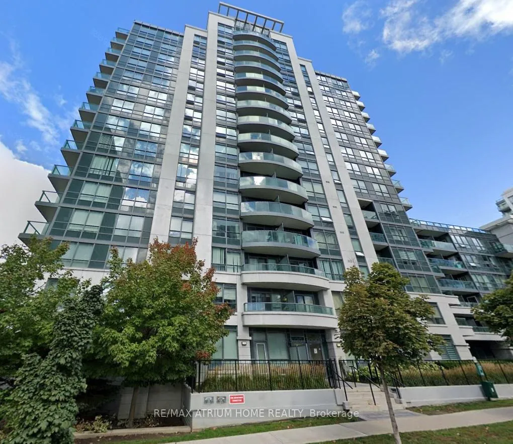 Front of Unit 402, 75 North Park Road