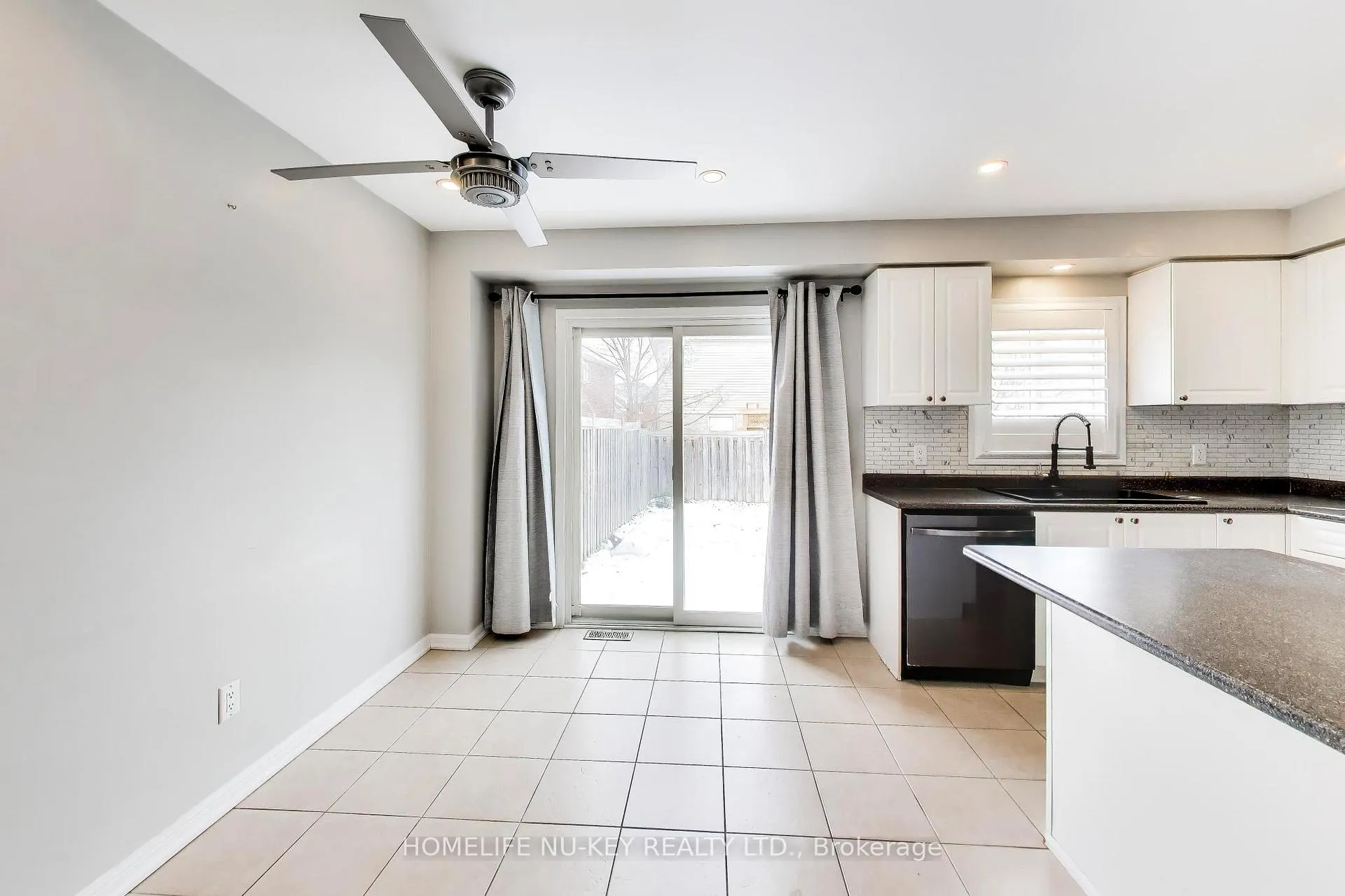 Photo 11 of 89 Majesty Boulevard, Barrie, Innis-Shore — HOMEH