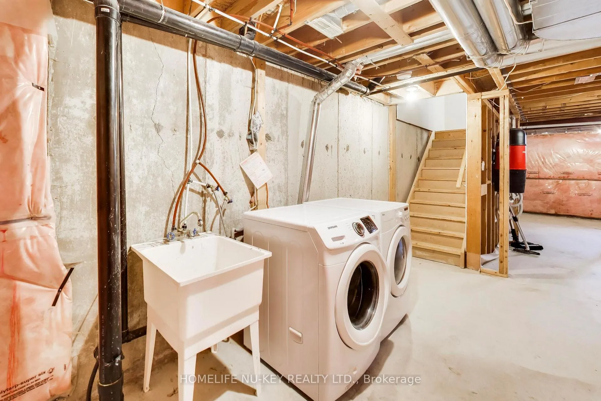 Photo 34 of 89 Majesty Boulevard, Barrie, Innis-Shore — HOMEH