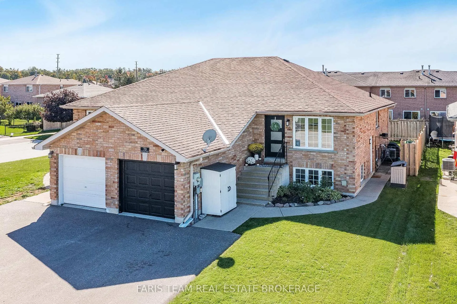 Photo 1 of 70 Cassandra Drive, Barrie, East Bayfield — HOMEH