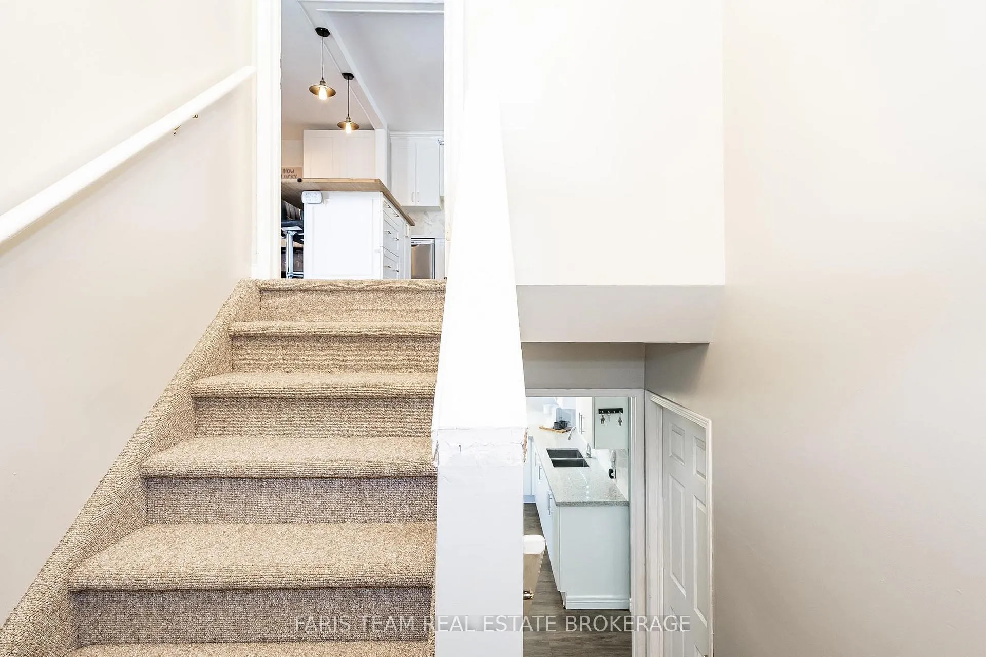 Photo 24 of 70 Cassandra Drive, Barrie, East Bayfield — HOMEH
