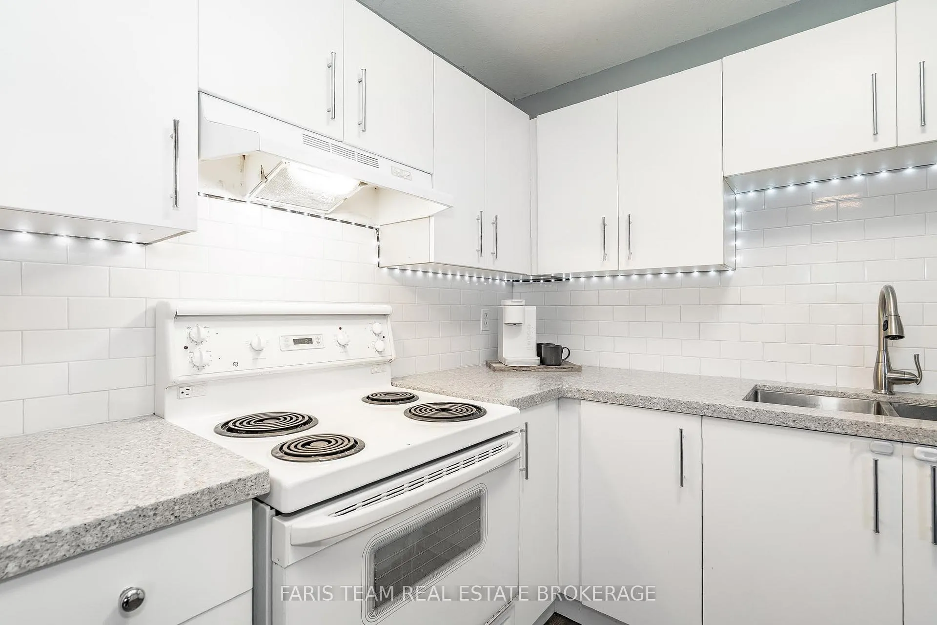 Photo 27 of 70 Cassandra Drive, Barrie, East Bayfield — HOMEH