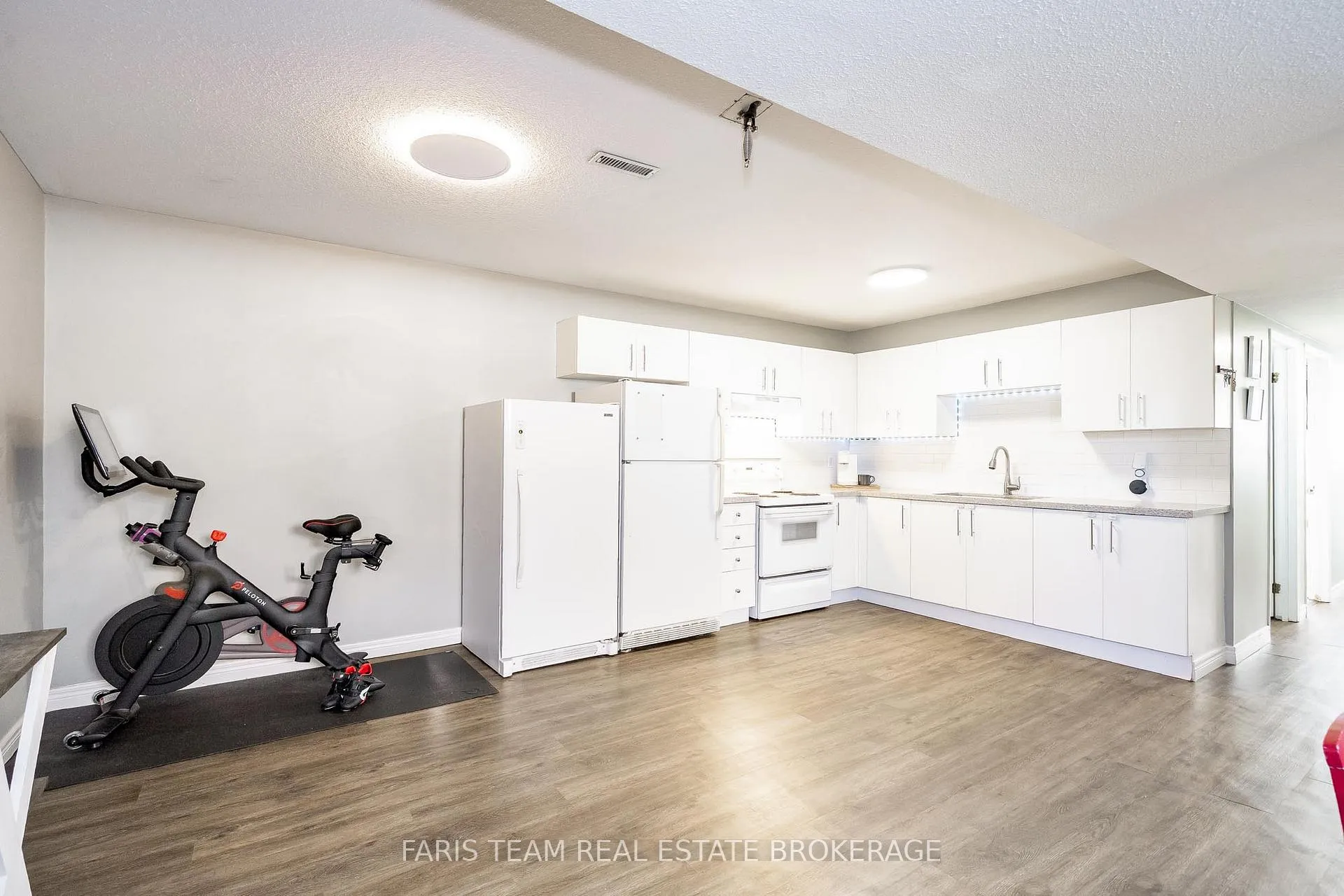 Photo 30 of 70 Cassandra Drive, Barrie, East Bayfield — HOMEH
