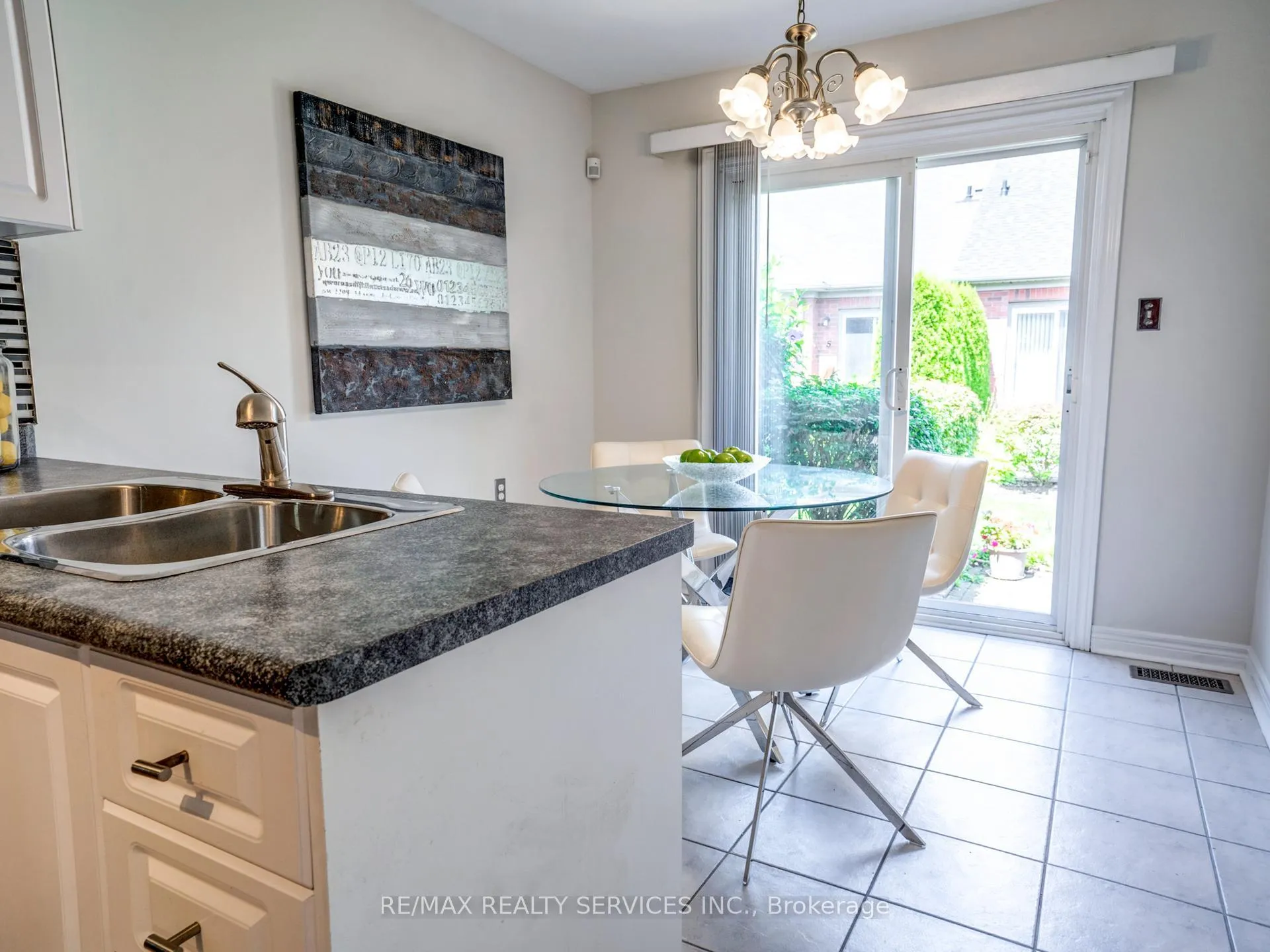 Photo 19 of Unit 23, 8 Seashell Place, Brampton, Sandringham-Wellington — HOMEH