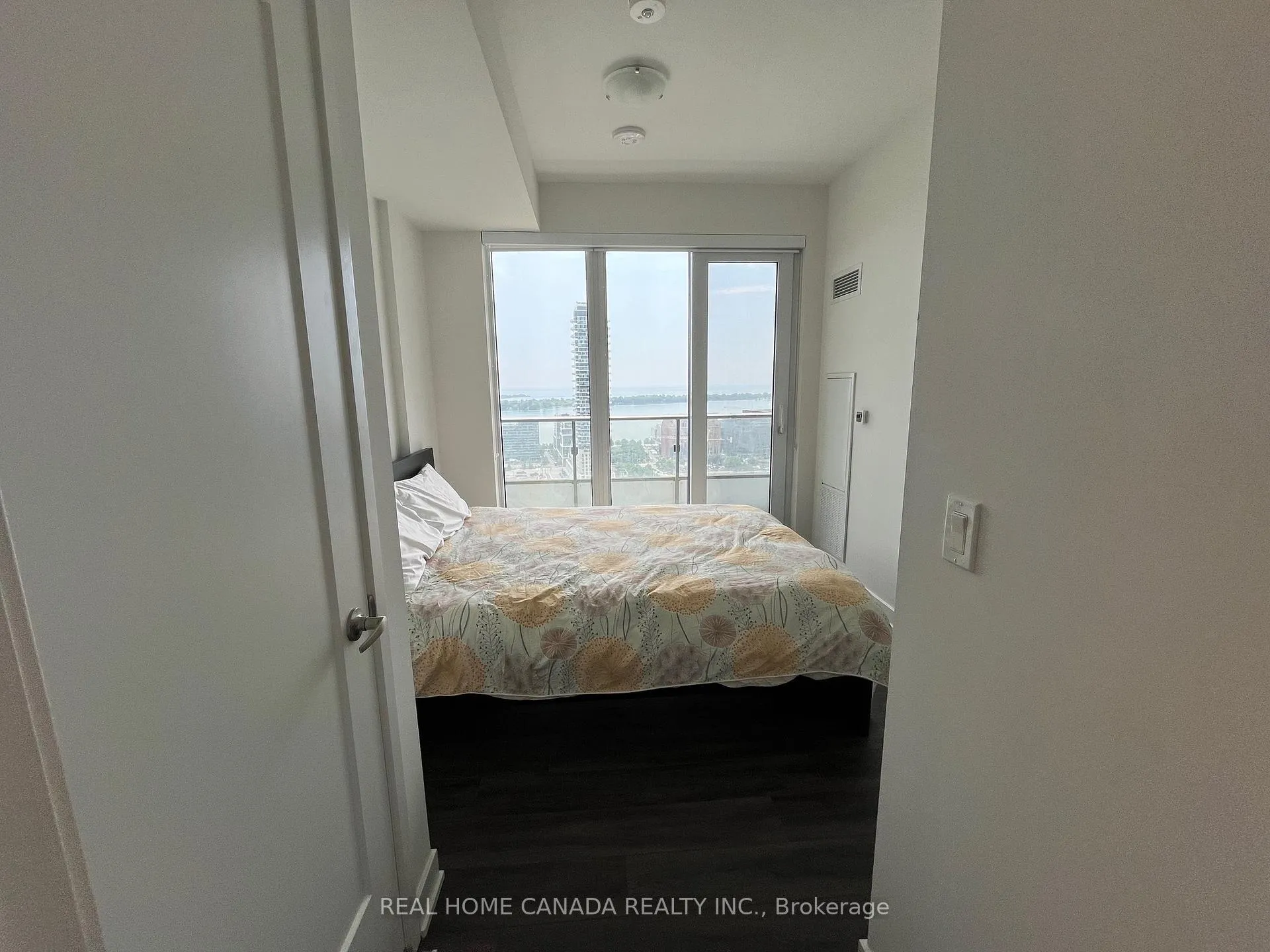 Photo 8 of Unit 2709, 70 Princess Street, Toronto, Waterfront Communities — HOMEH