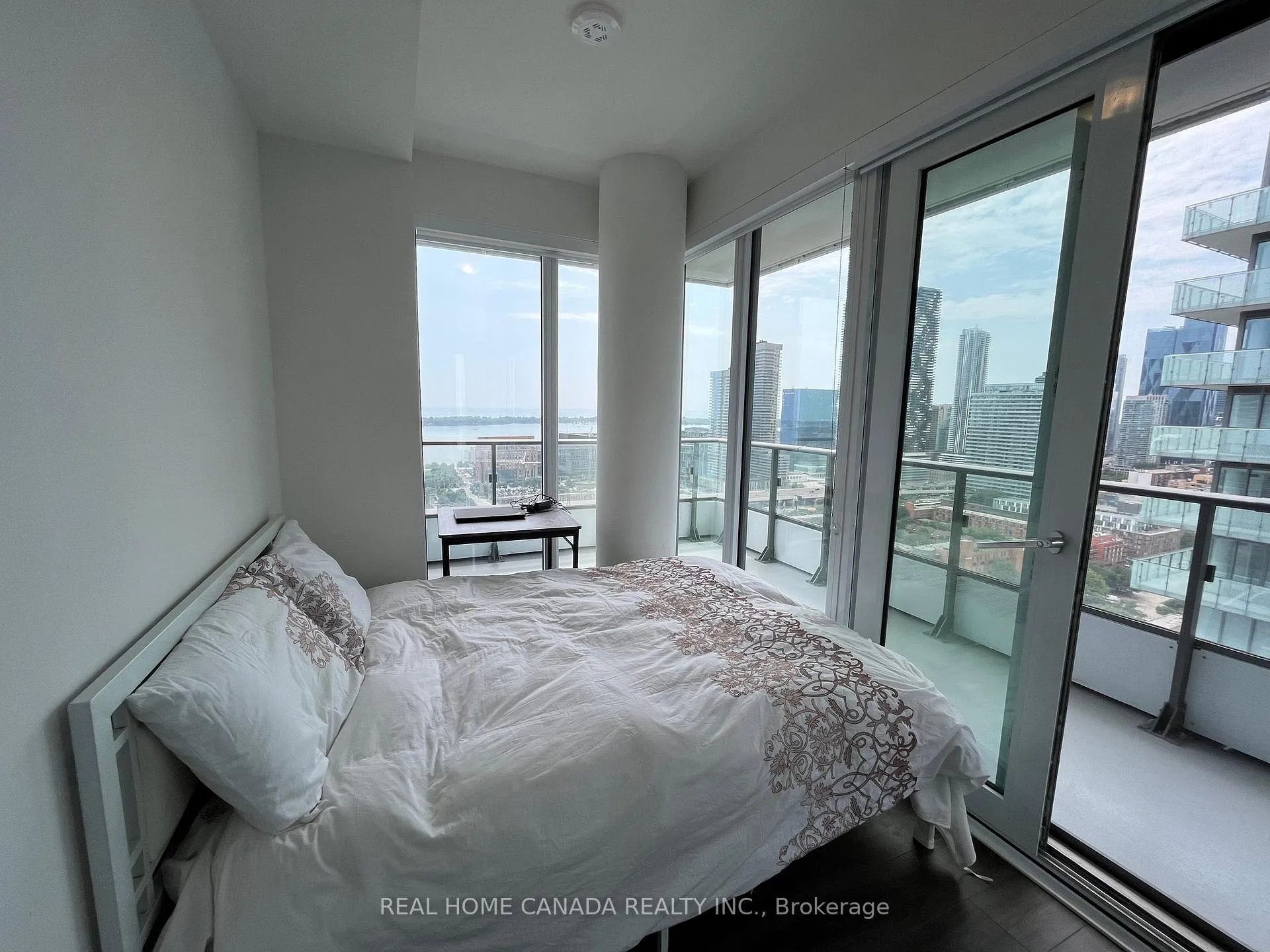 Photo 9 of Unit 2709, 70 Princess Street, Toronto, Waterfront Communities — HOMEH