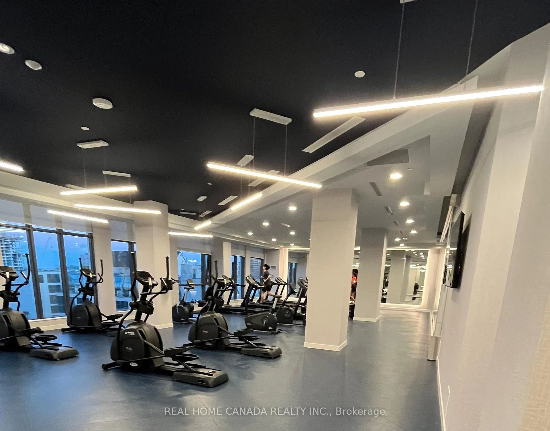 Photo 27 of Unit 2709, 70 Princess Street, Toronto, Waterfront Communities — HOMEH