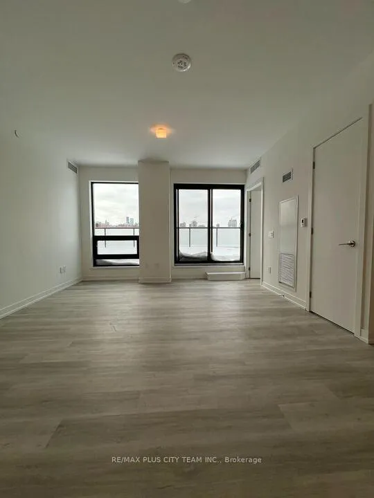 Photo 4 of Unit 408, 28 Eastern Avenue, Toronto, Moss Park — HOMEH