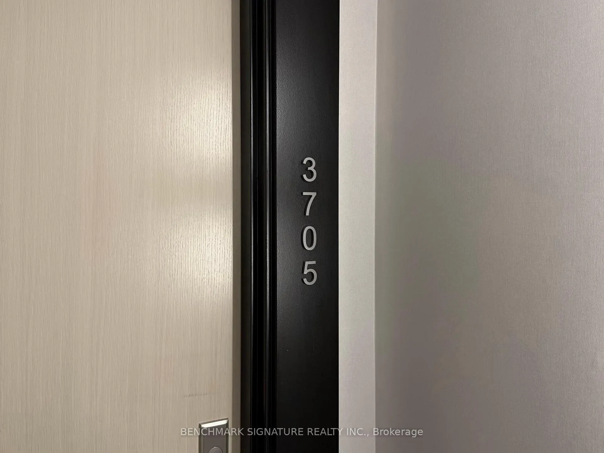 Photo 7 of Unit 3705, 395 Bloor Street E, Toronto, North St. James Town — HOMEH