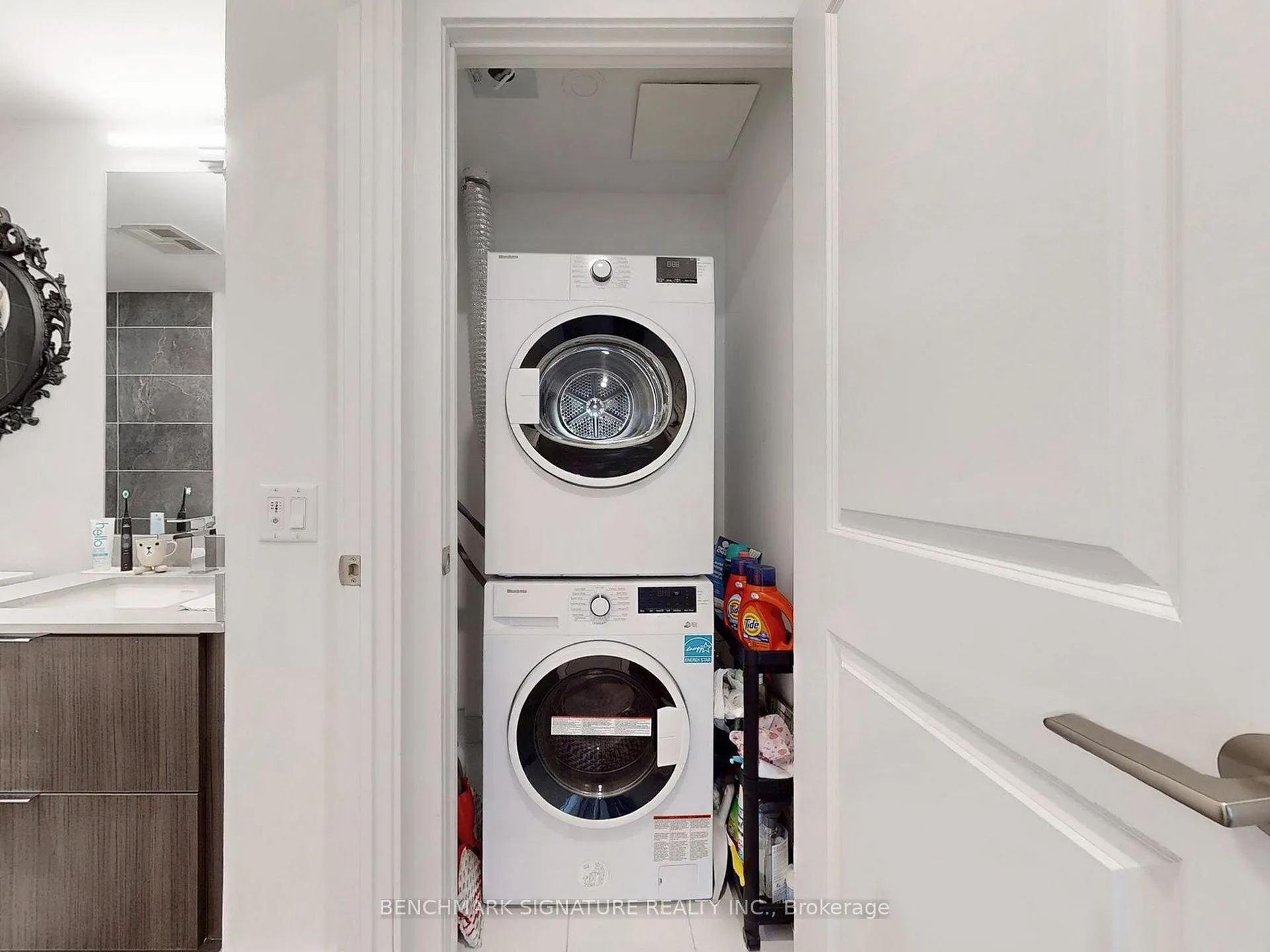 Photo 21 of Unit 3705, 395 Bloor Street E, Toronto, North St. James Town — HOMEH