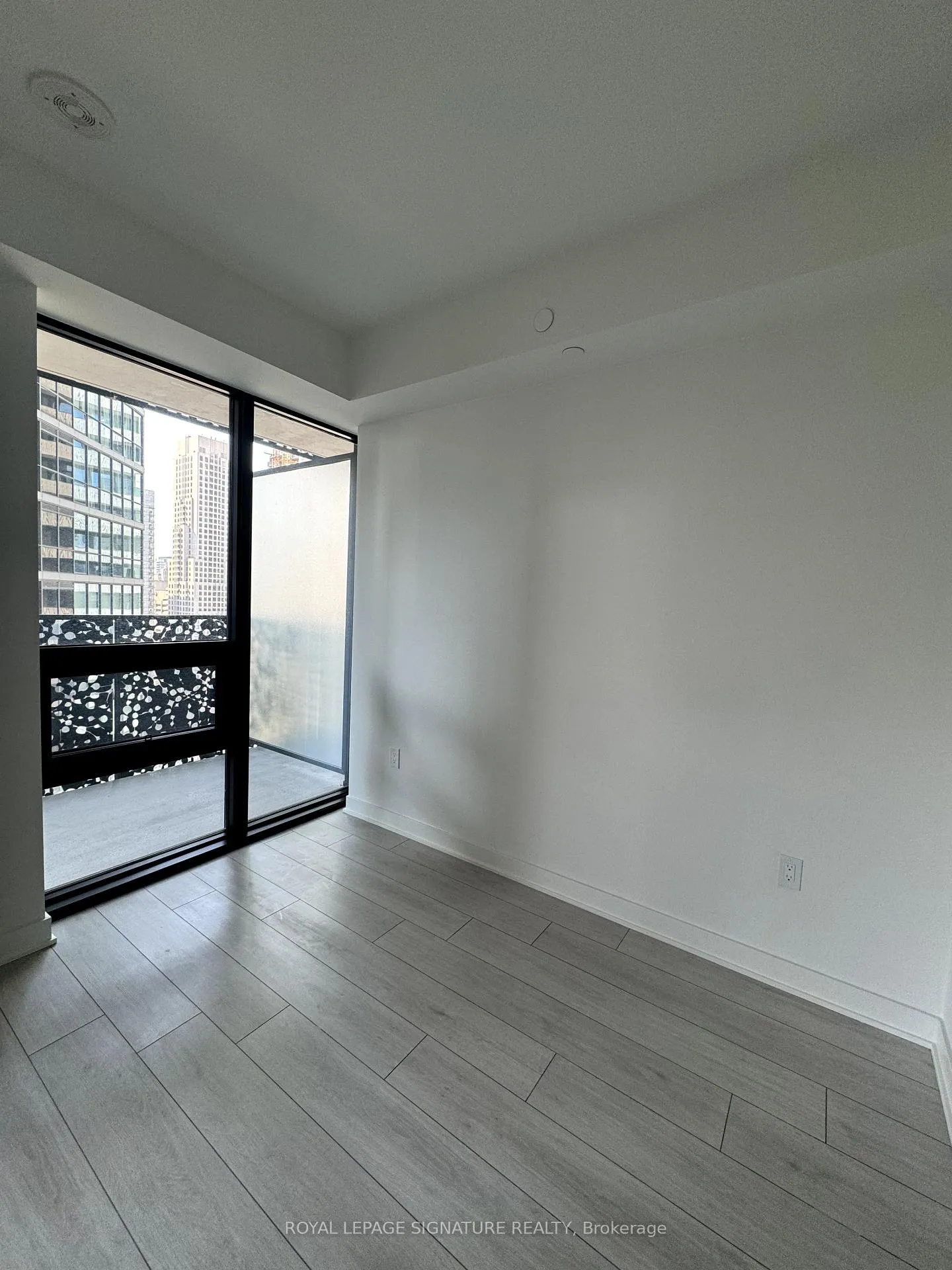 Photo 6 of Unit 2609, 55 Charles Street E, Toronto, Church-Yonge Corridor — HOMEH
