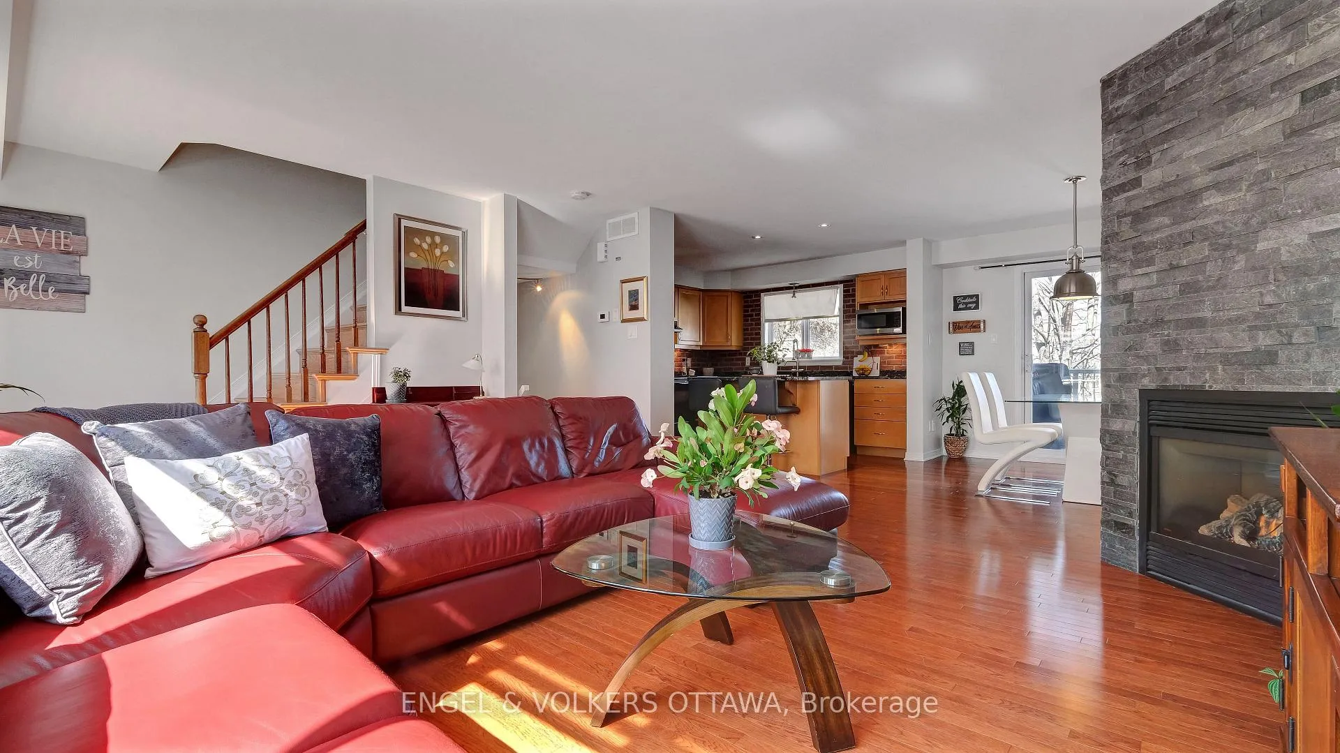 Photo 13 of 505 Burleigh Private, Ottawa, Cyrville — HOMEH