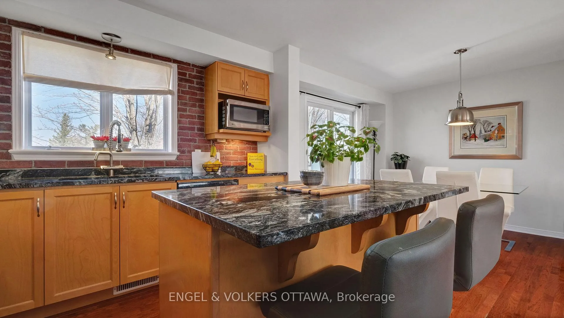 Photo 20 of 505 Burleigh Private, Ottawa, Cyrville — HOMEH