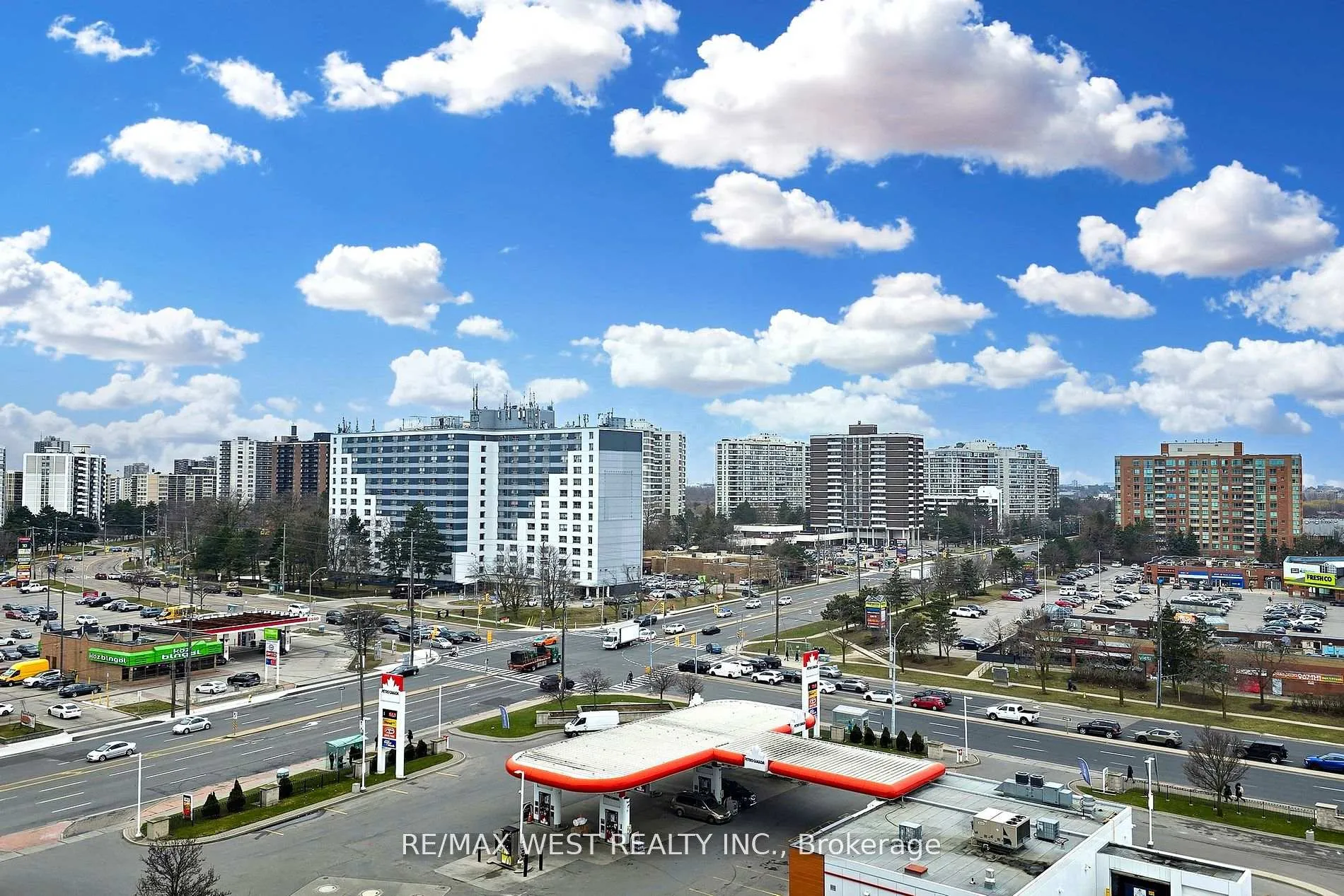 Photo 27 of Unit 1003, 7 Townsgate Drive, Vaughan, Crestwood-Springfarm-Yorkhill — HOMEH