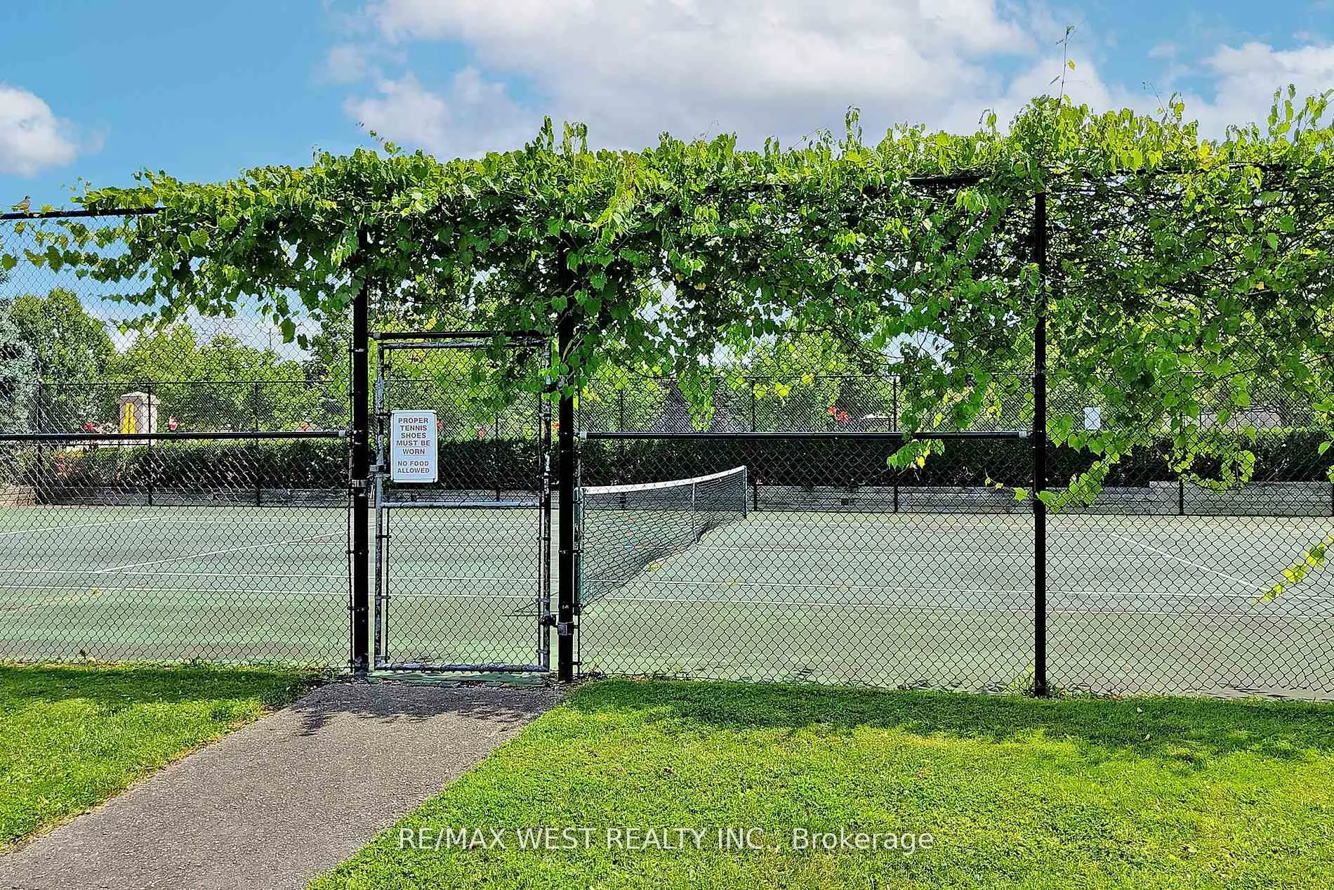 Photo 36 of Unit 1003, 7 Townsgate Drive, Vaughan, Crestwood-Springfarm-Yorkhill — HOMEH