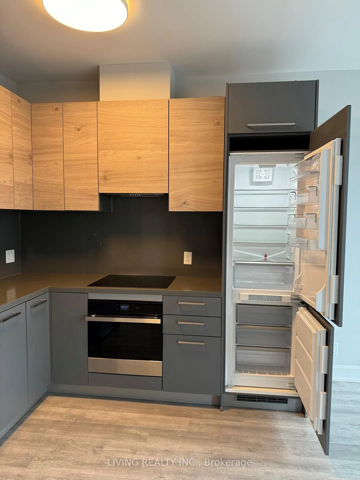 Photo 5 of Unit 1015, 12 Gandhi Lane, Markham, Commerce Valley — HOMEH