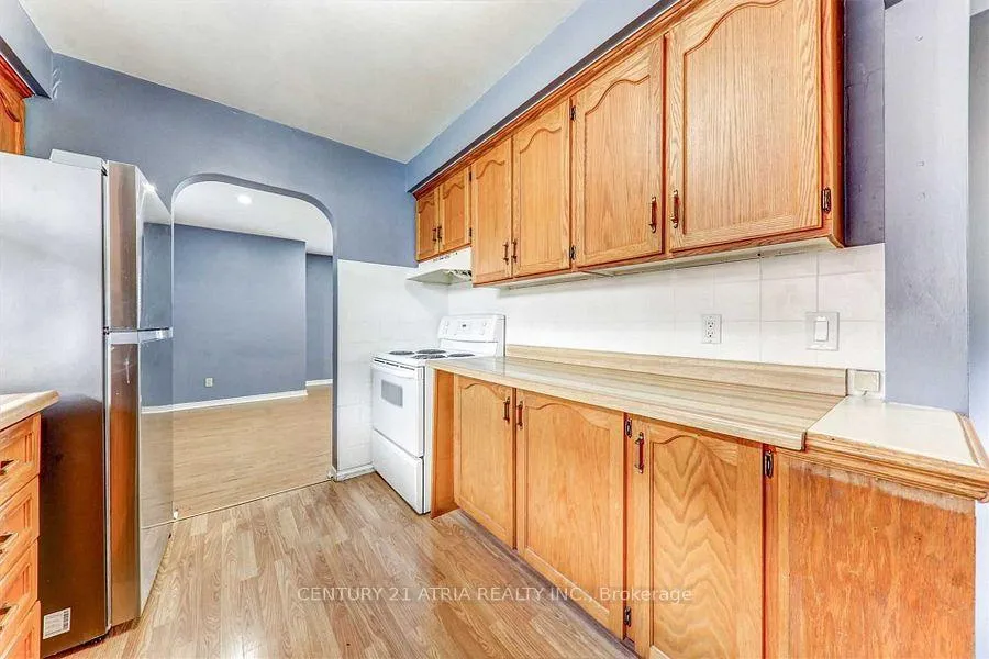 Photo 12 of 532 Harmony Road S, Oshawa, Donevan — HOMEH