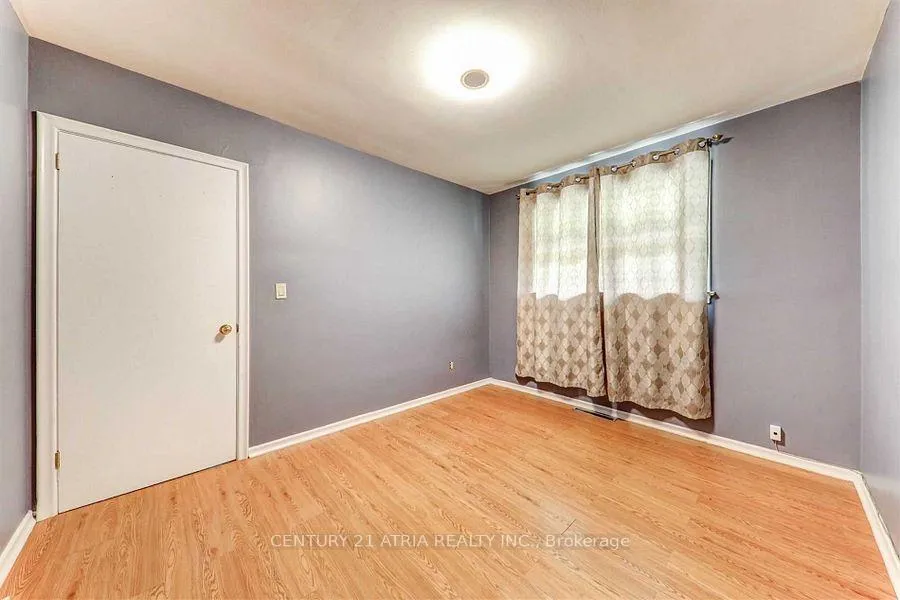 Photo 15 of 532 Harmony Road S, Oshawa, Donevan — HOMEH