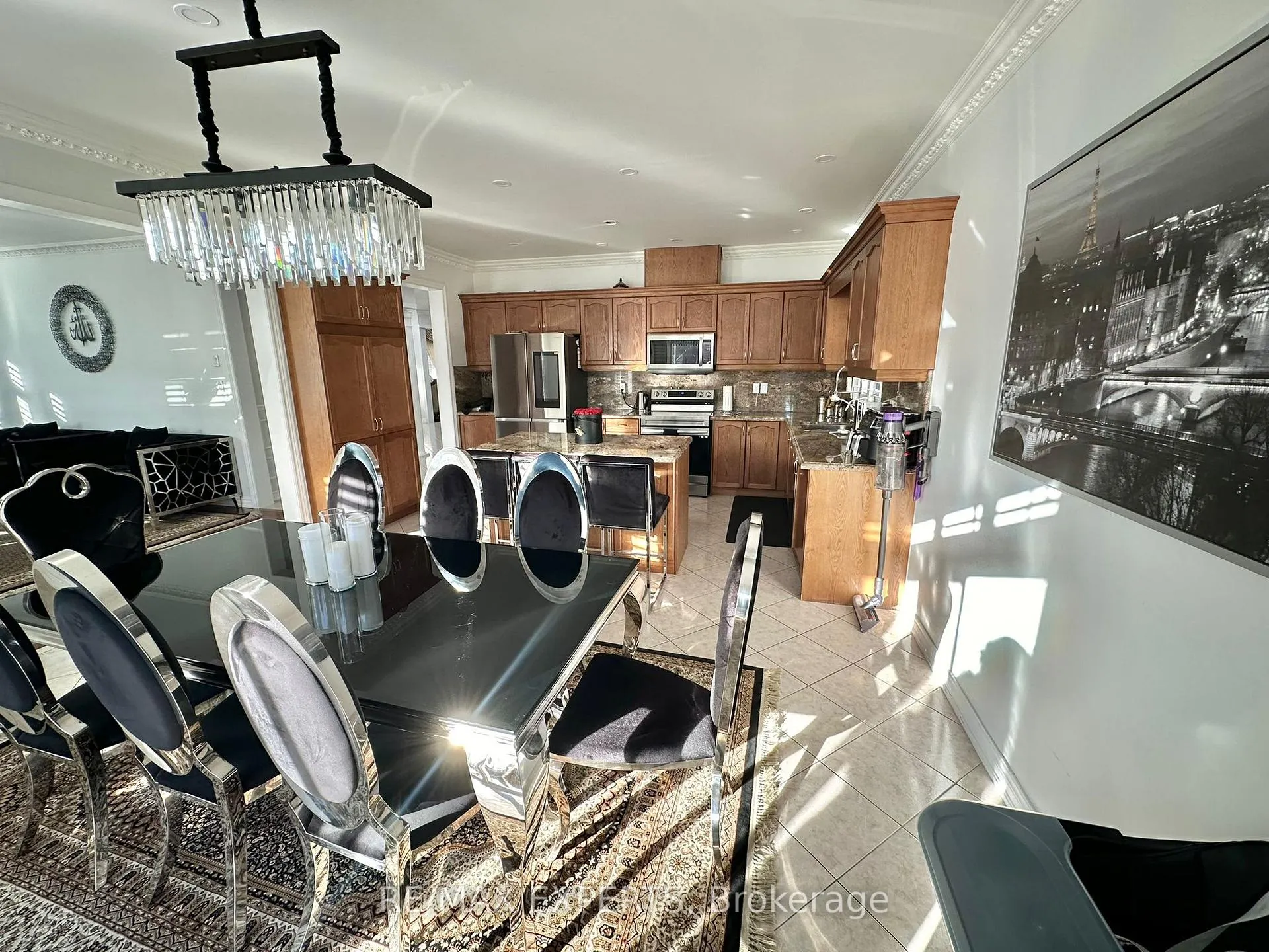 Photo 12 of 1 Berger Avenue, Markham, Box Grove — HOMEH