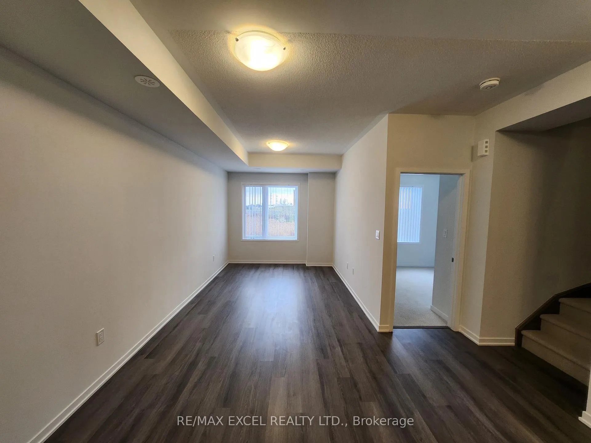 Photo 6 of Unit 331, 100 Honeycrisp Crescent, Vaughan, Vaughan Corporate Centre — HOMEH
