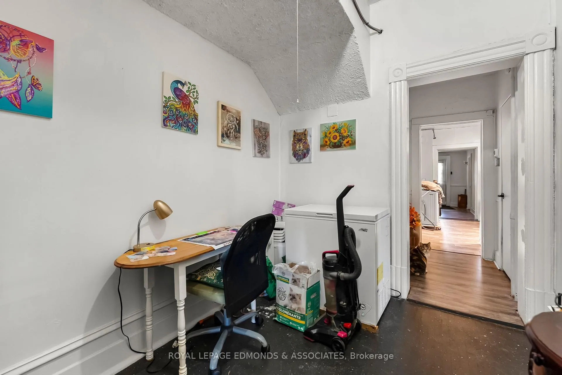 Photo 10 of 394 Pembroke Street E, Pembroke — HOMEH