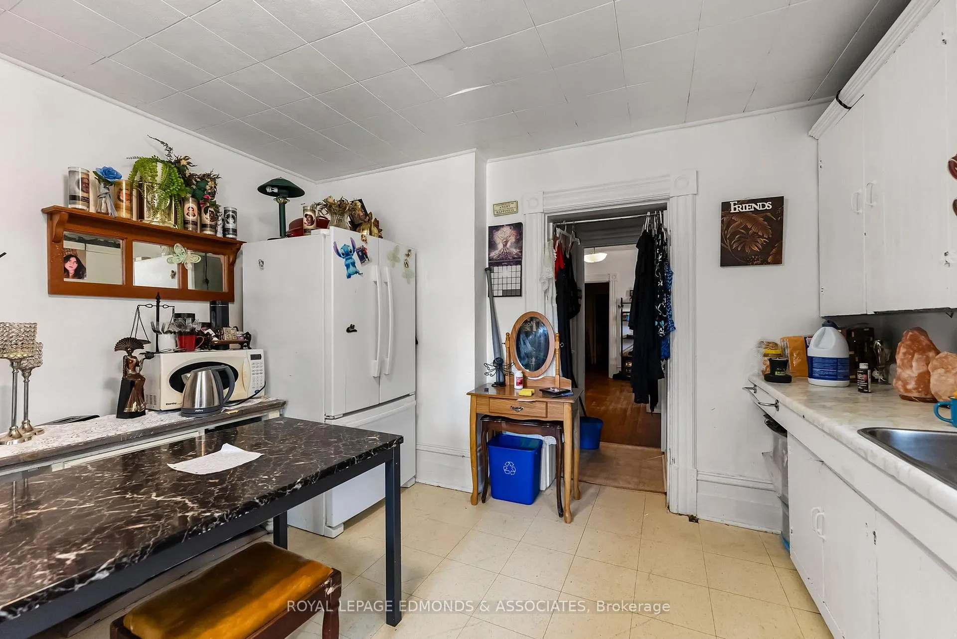 Photo 12 of 394 Pembroke Street E, Pembroke — HOMEH