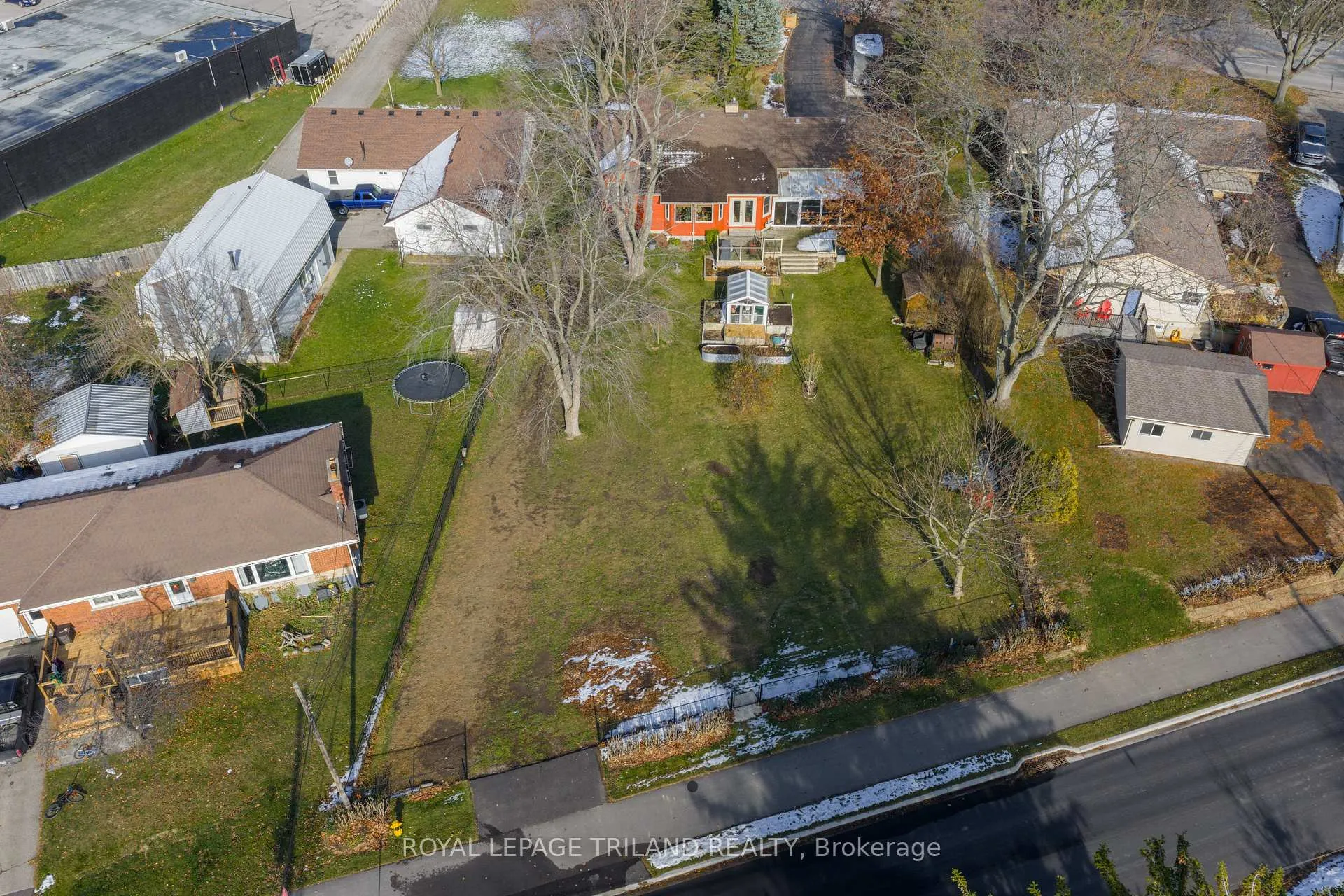 Photo 1 of 209 Elk Street, Aylmer — HOMEH