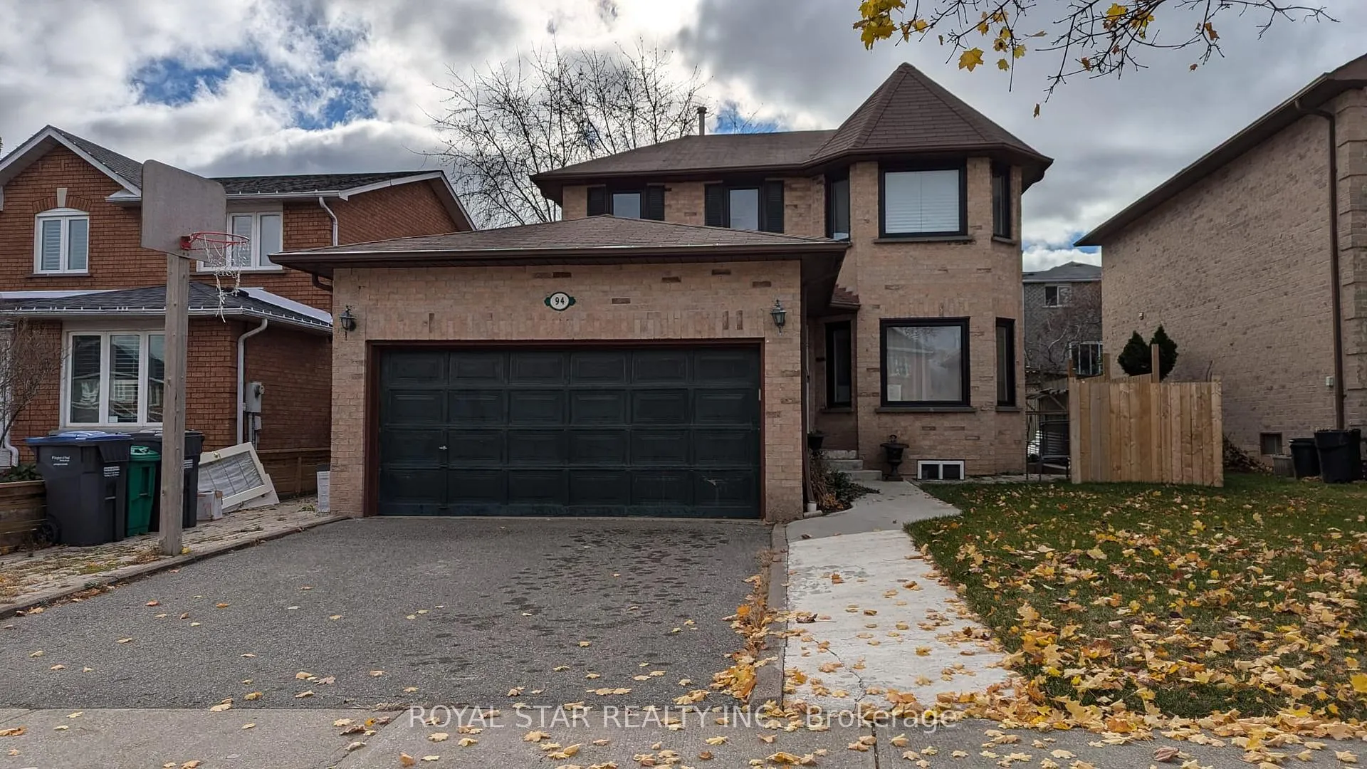 Photo 1 of 94 Sunforest Drive, Brampton, Heart Lake — HOMEH
