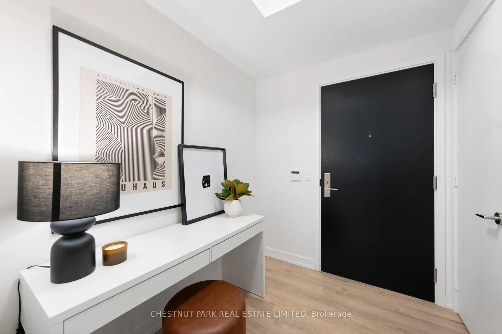 Photo 2 of Unit 513, 158 Front Street E, Toronto, Moss Park — HOMEH