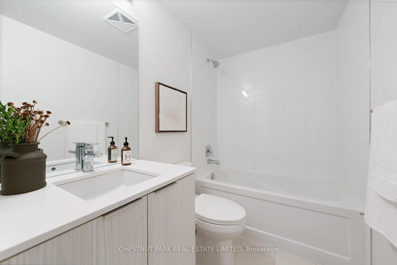 Photo 14 of Unit 513, 158 Front Street E, Toronto, Moss Park — HOMEH