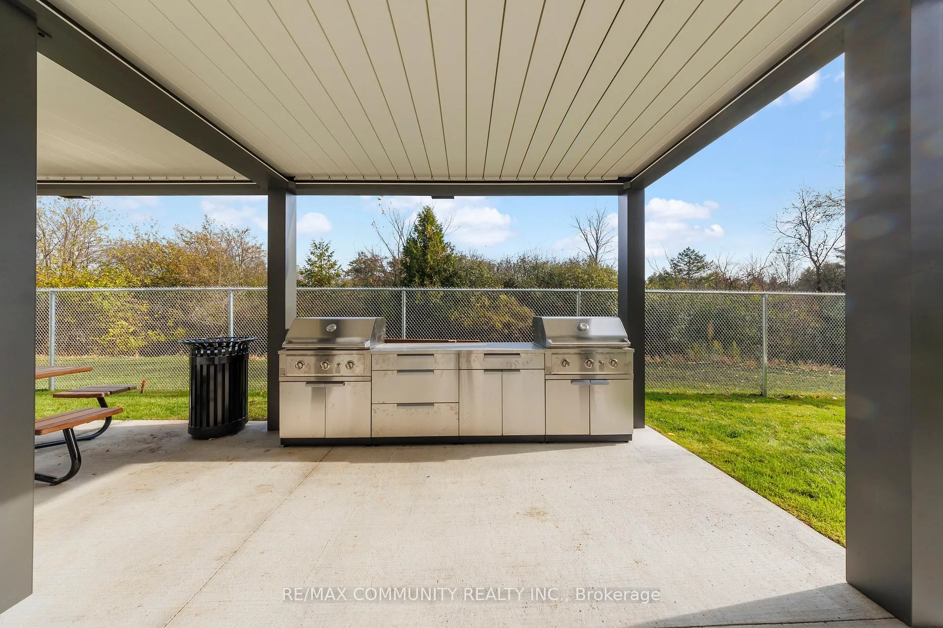 Photo 27 of Unit 328, 385 Arctic Red Drive, Oshawa, Windfields — HOMEH