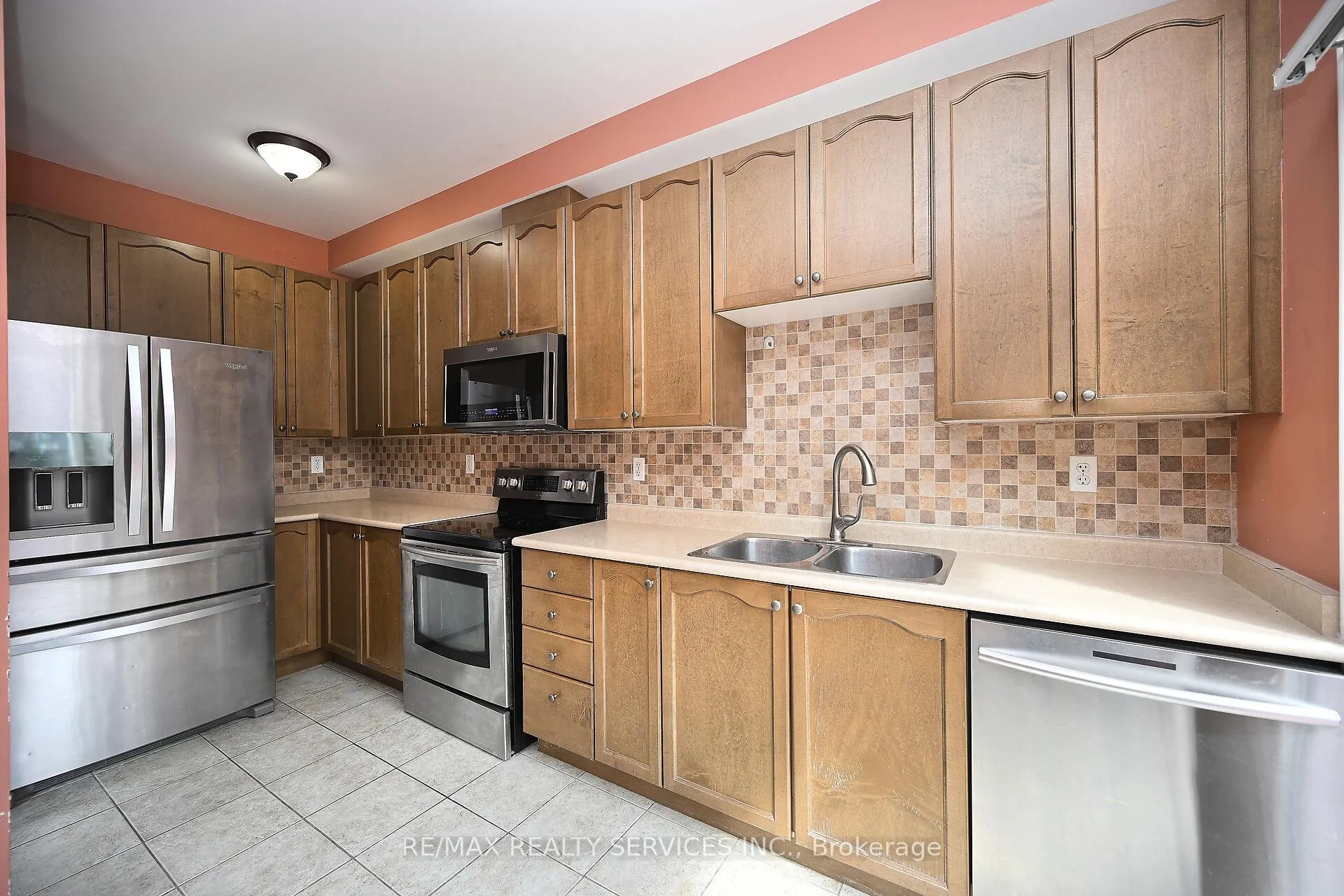 Photo 11 of 19 Martree Crescent, Brampton, Madoc — HOMEH