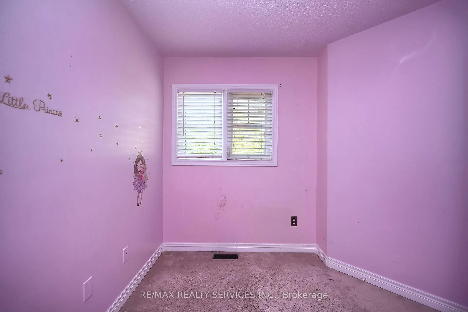 Photo 25 of 19 Martree Crescent, Brampton, Madoc — HOMEH