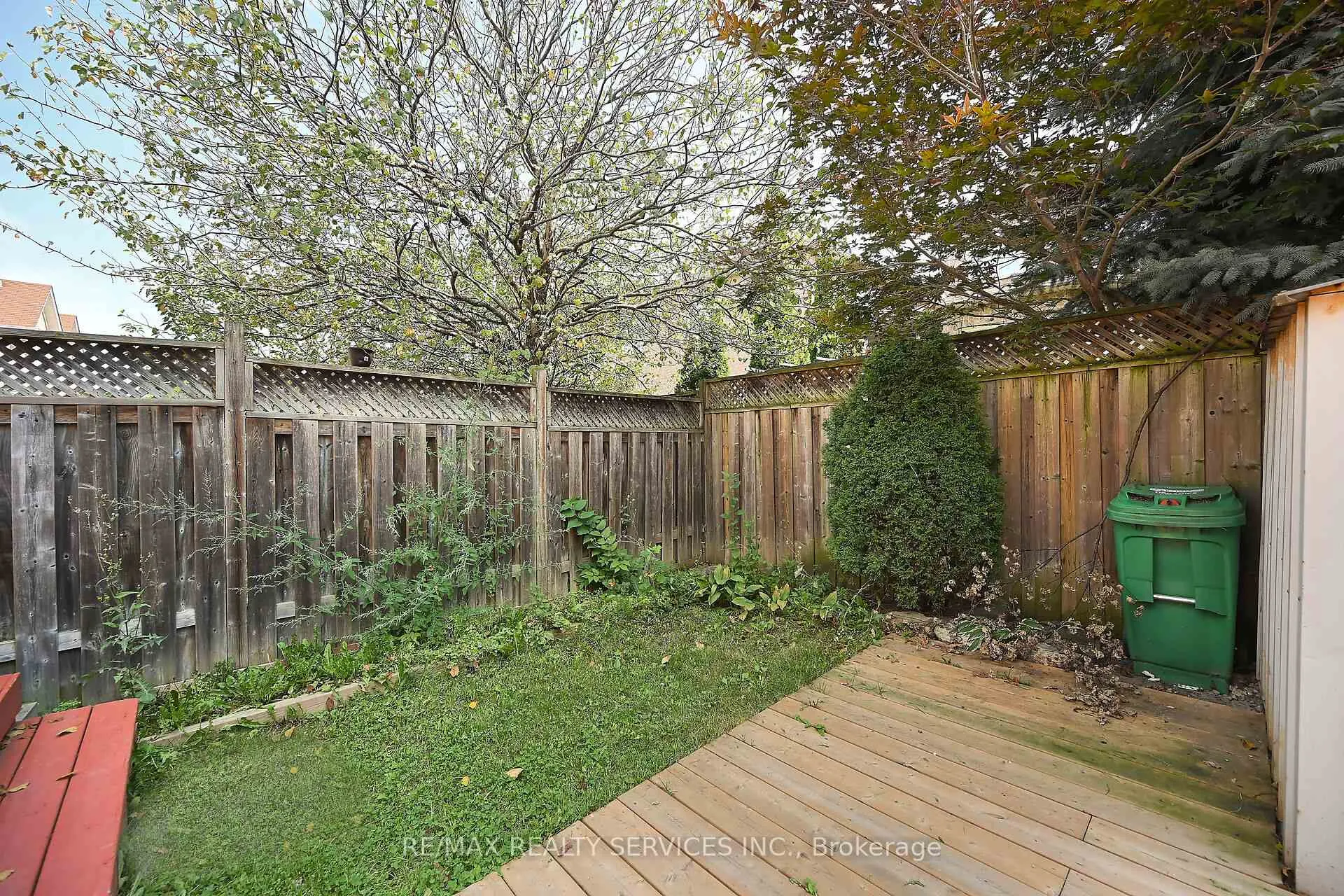 Photo 34 of 19 Martree Crescent, Brampton, Madoc — HOMEH