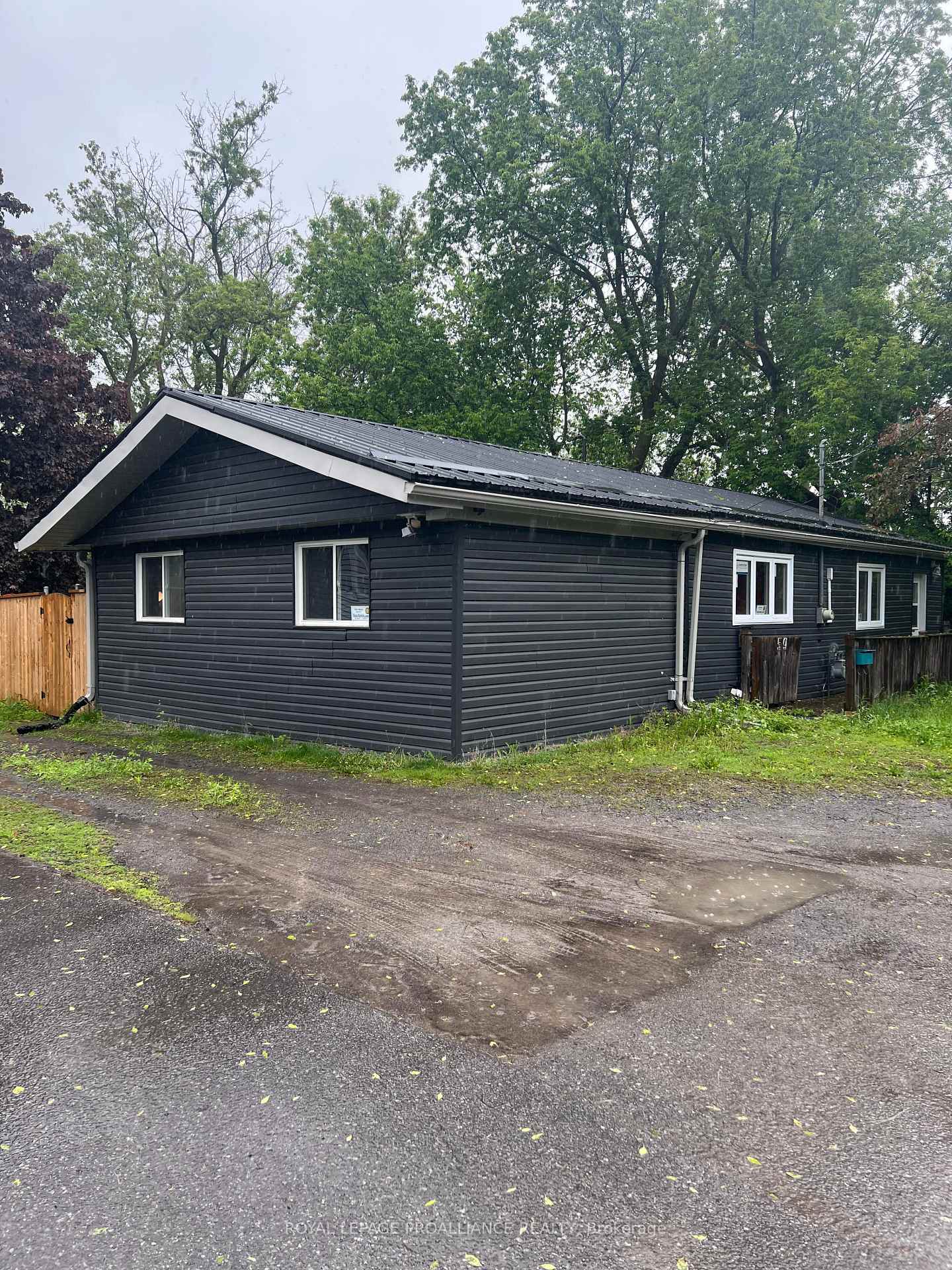 Photo 1 of 59 Frank Street, Belleville, Belleville Ward — HOMEH