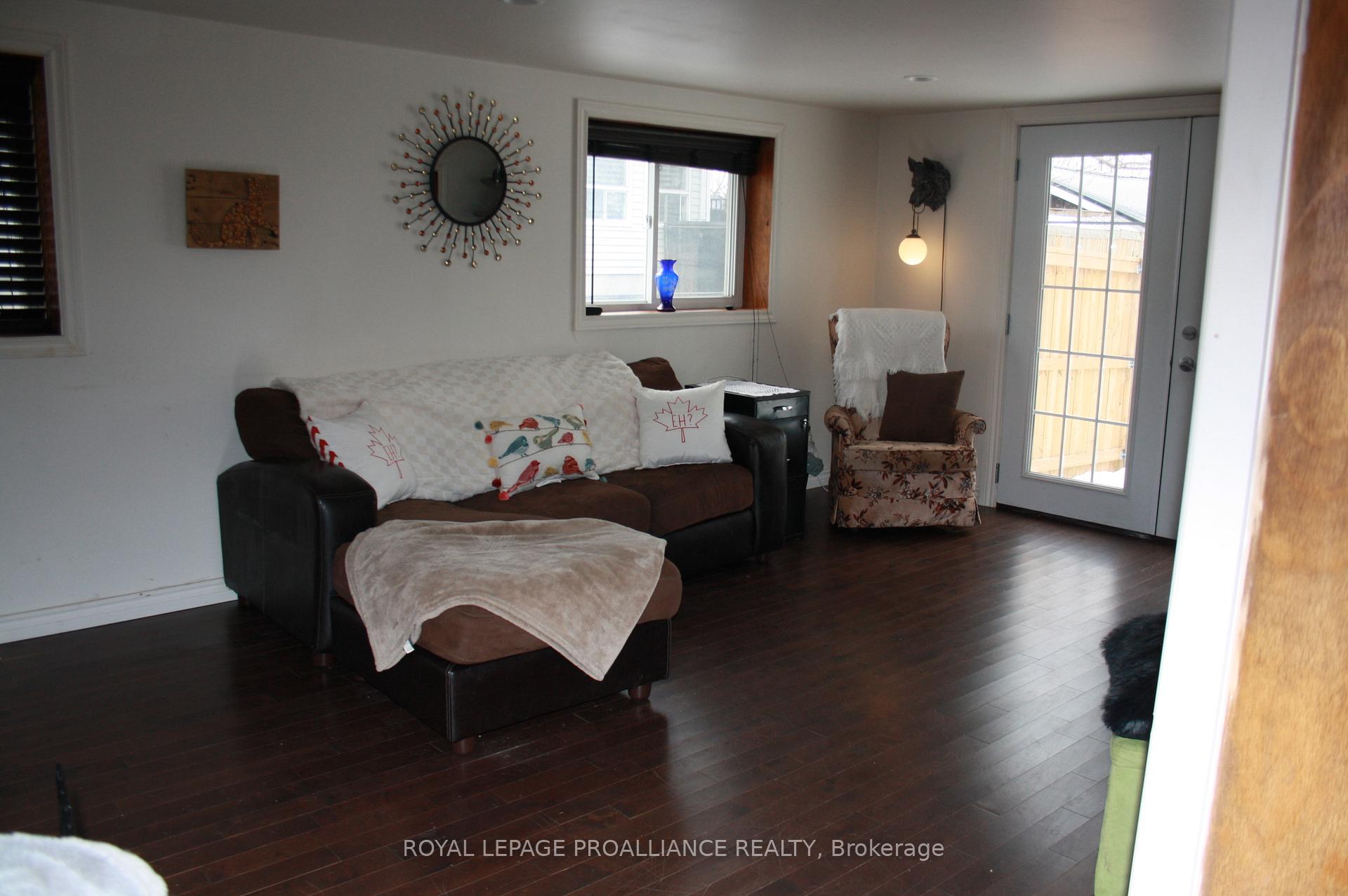 Photo 6 of 59 Frank Street, Belleville, Belleville Ward — HOMEH