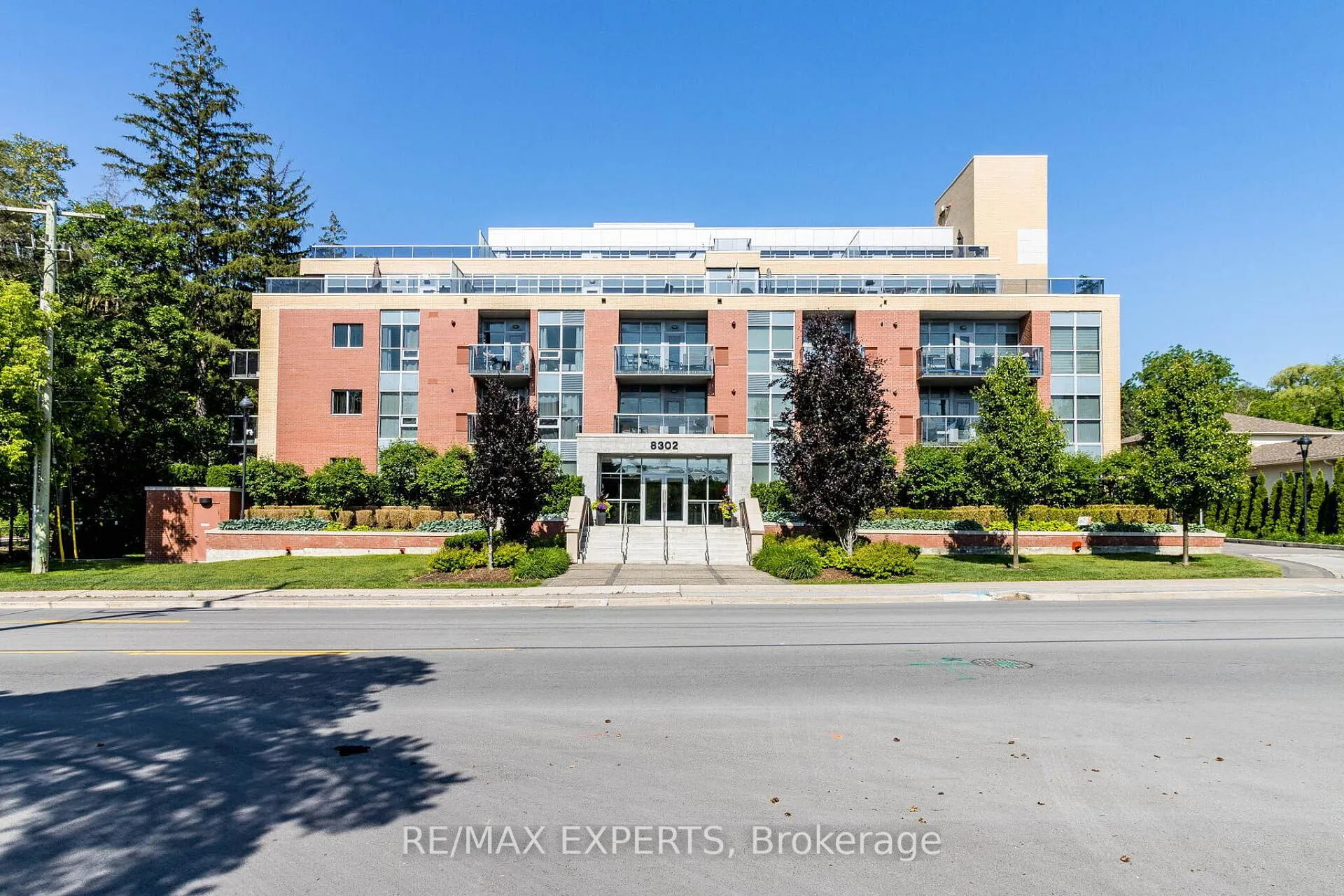 Photo 1 of Unit 211, 8302 Islington Avenue, Vaughan, Islington Woods — HOMEH