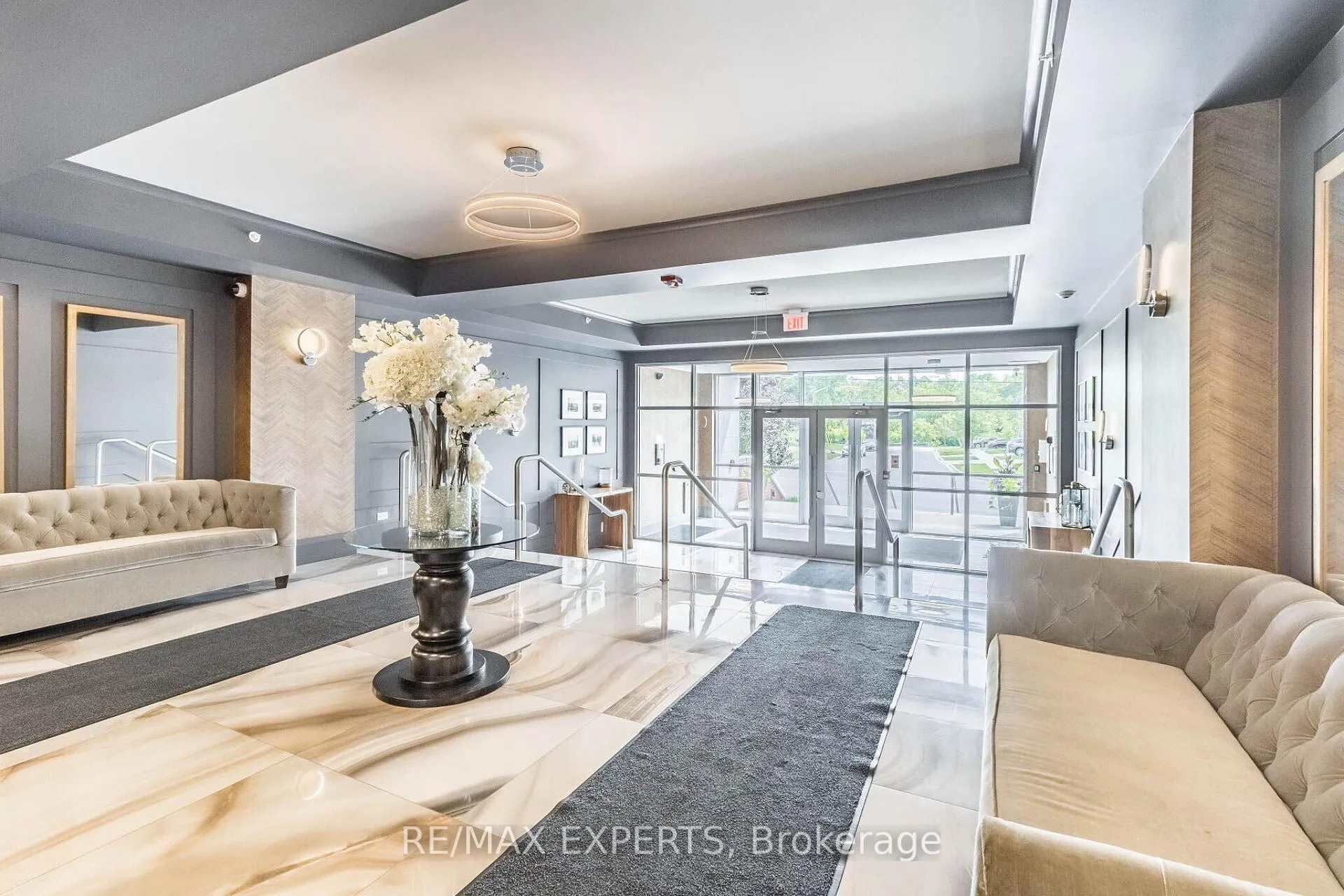 Photo 4 of Unit 211, 8302 Islington Avenue, Vaughan, Islington Woods — HOMEH