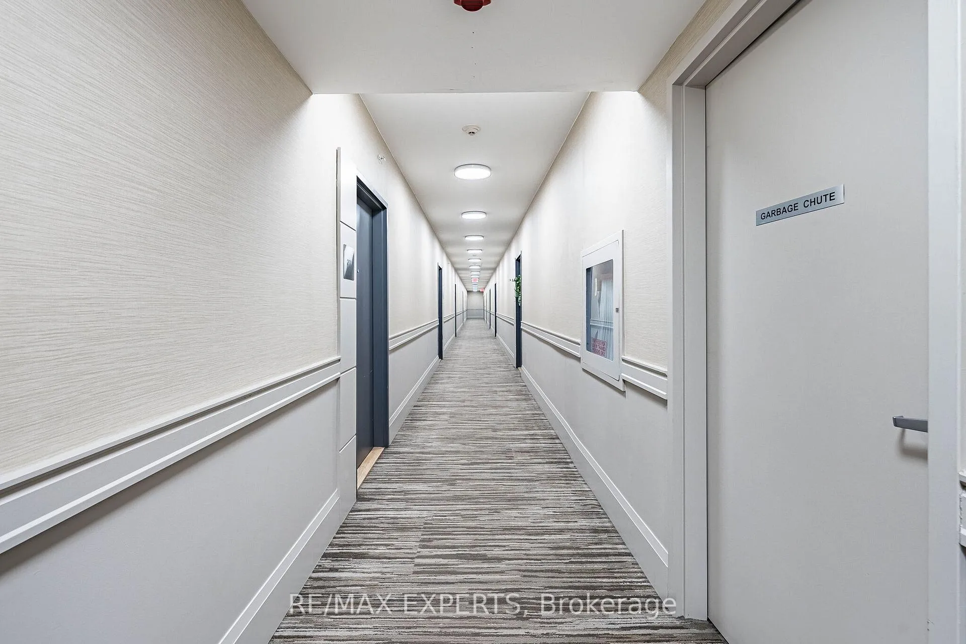 Photo 6 of Unit 211, 8302 Islington Avenue, Vaughan, Islington Woods — HOMEH
