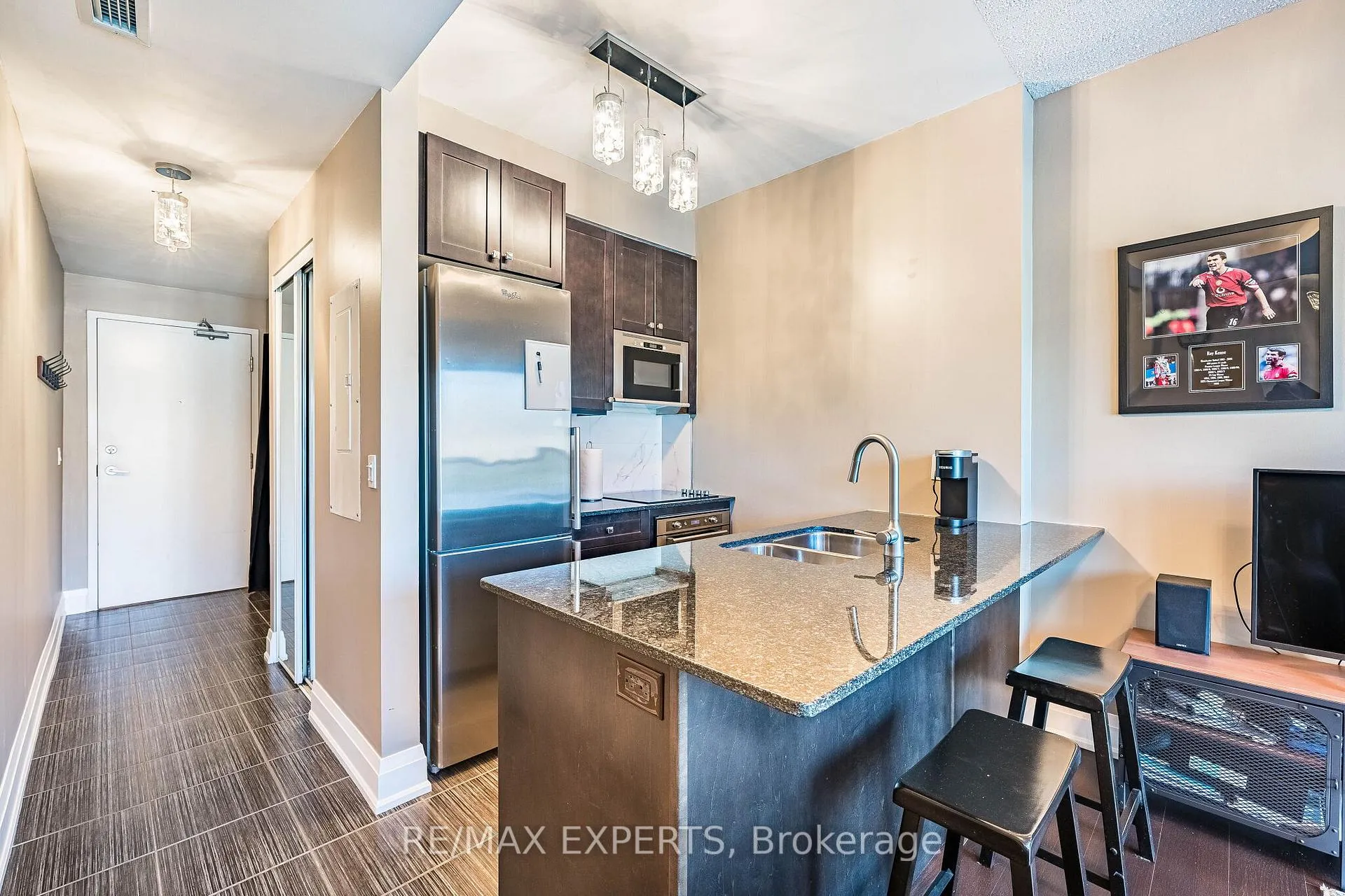 Photo 10 of Unit 211, 8302 Islington Avenue, Vaughan, Islington Woods — HOMEH