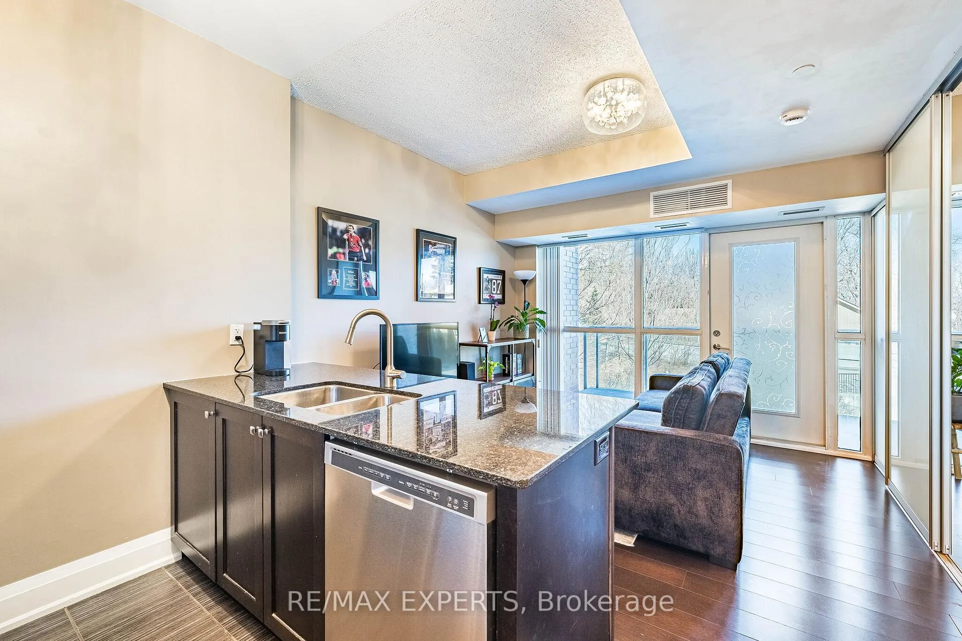 Photo 14 of Unit 211, 8302 Islington Avenue, Vaughan, Islington Woods — HOMEH