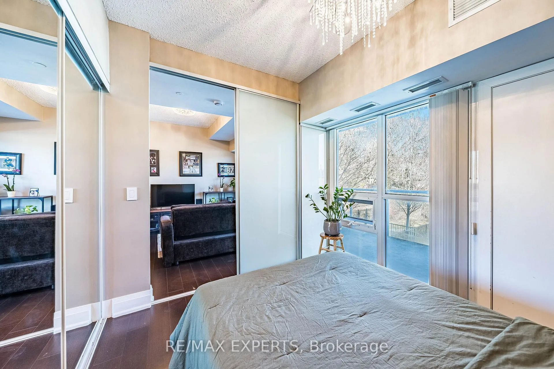 Photo 22 of Unit 211, 8302 Islington Avenue, Vaughan, Islington Woods — HOMEH