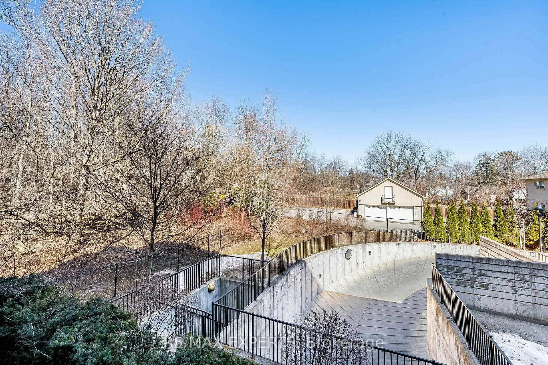 Photo 35 of Unit 211, 8302 Islington Avenue, Vaughan, Islington Woods — HOMEH