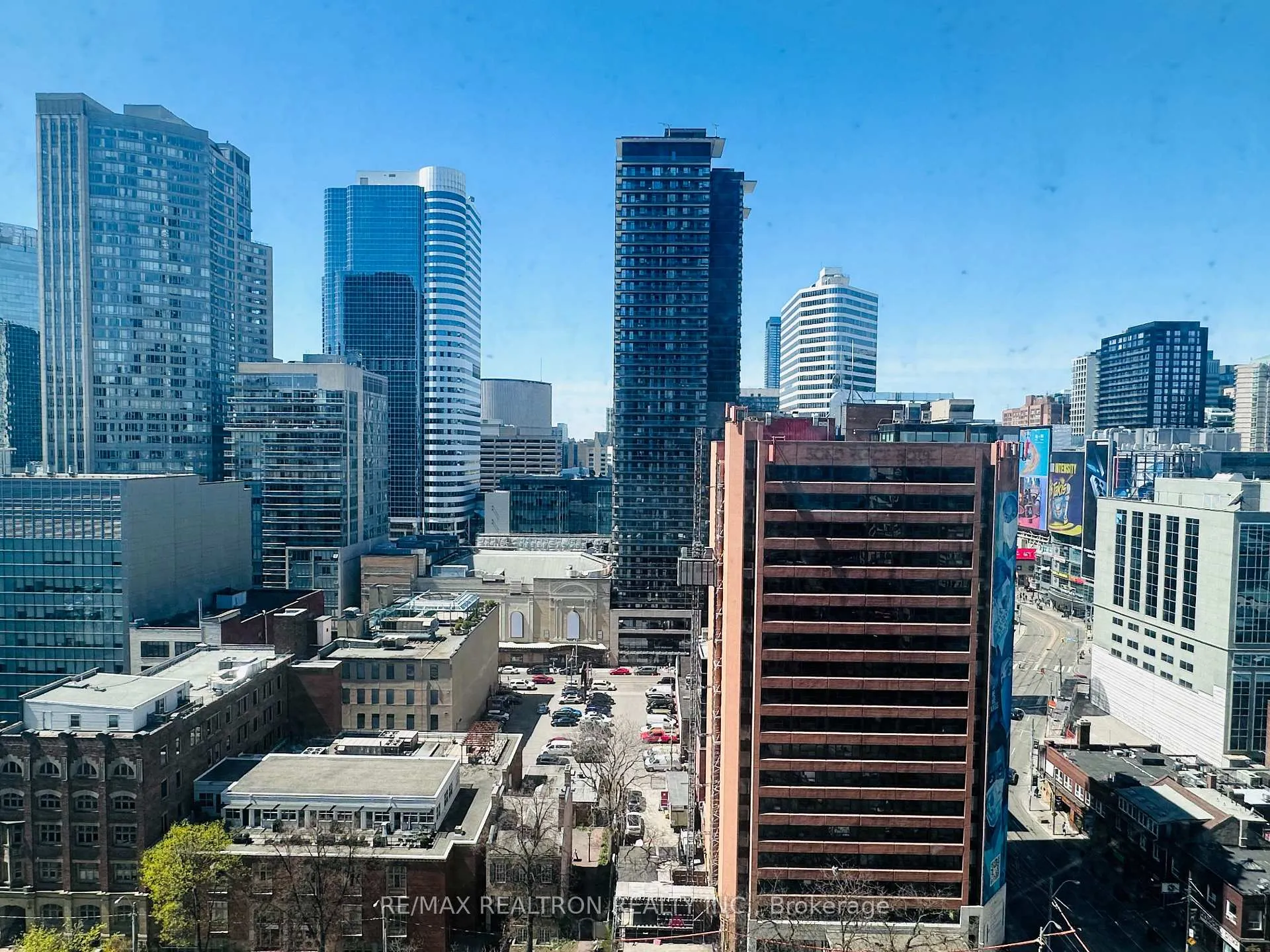 Photo 2 of Unit 2317, 252 Church Street, Toronto, Church-Yonge Corridor — HOMEH