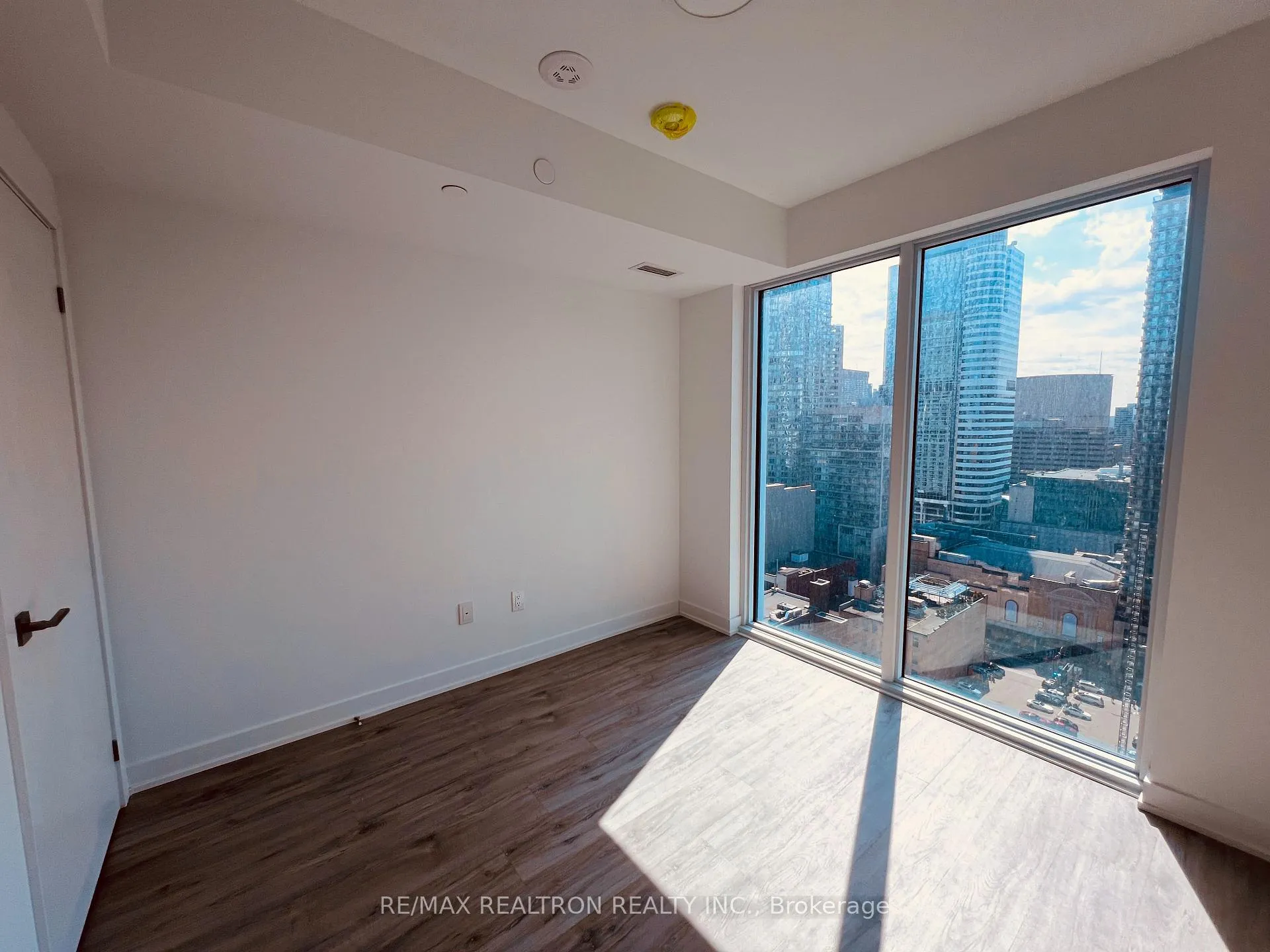 Photo 15 of Unit 2317, 252 Church Street, Toronto, Church-Yonge Corridor — HOMEH