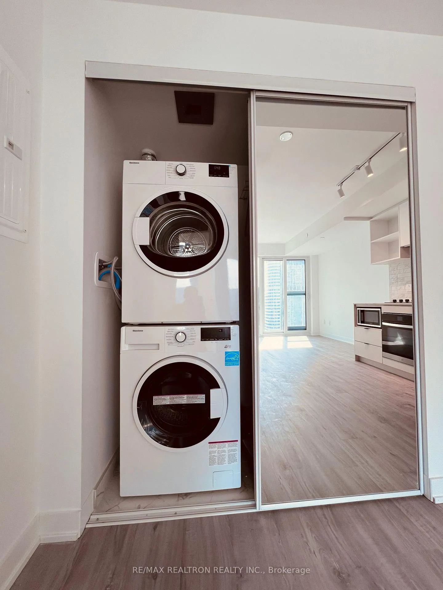 Photo 17 of Unit 2317, 252 Church Street, Toronto, Church-Yonge Corridor — HOMEH