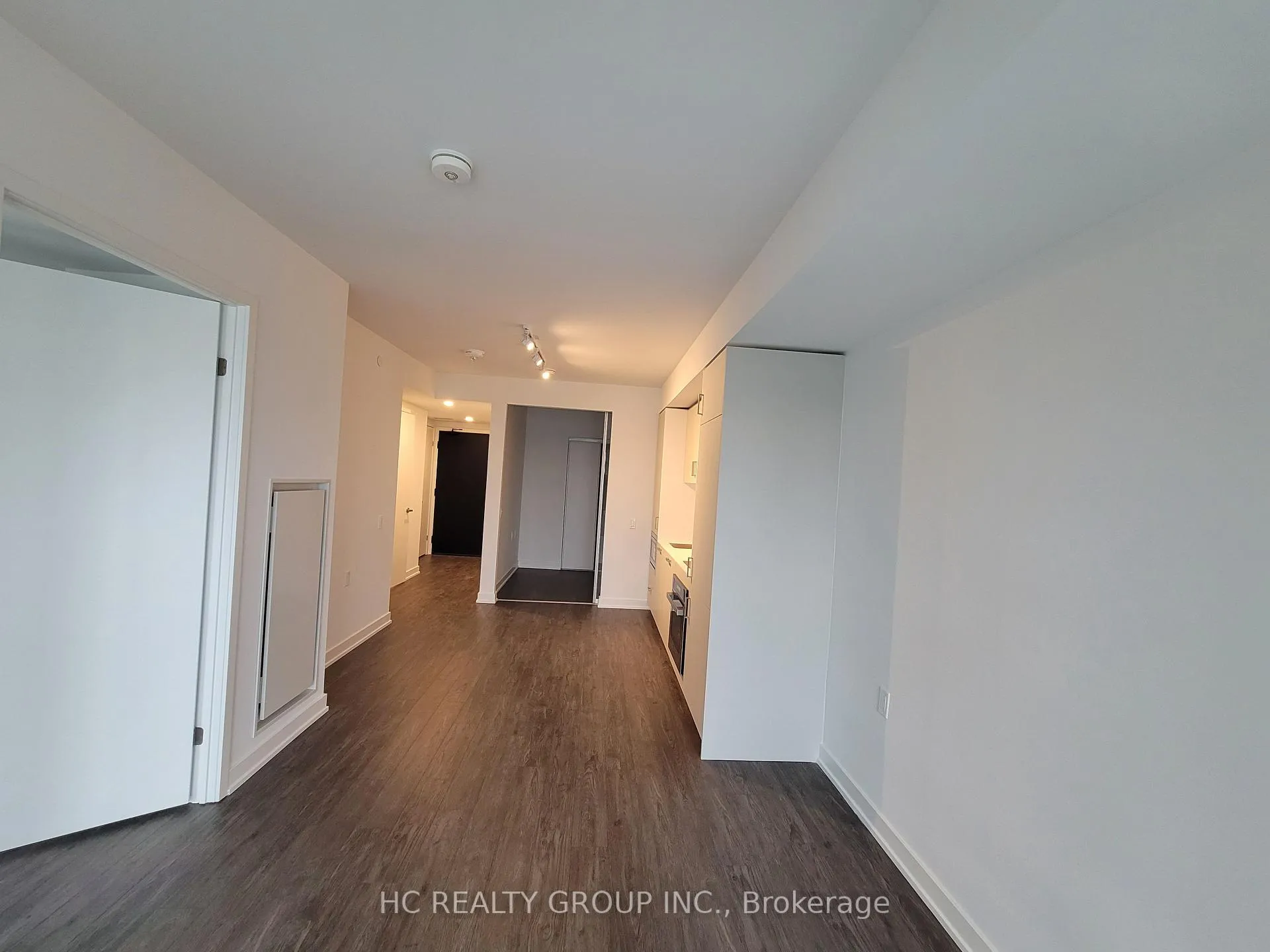 Photo 5 of Unit 2207, 88 Queen Street E, Toronto, Church-Yonge Corridor — HOMEH
