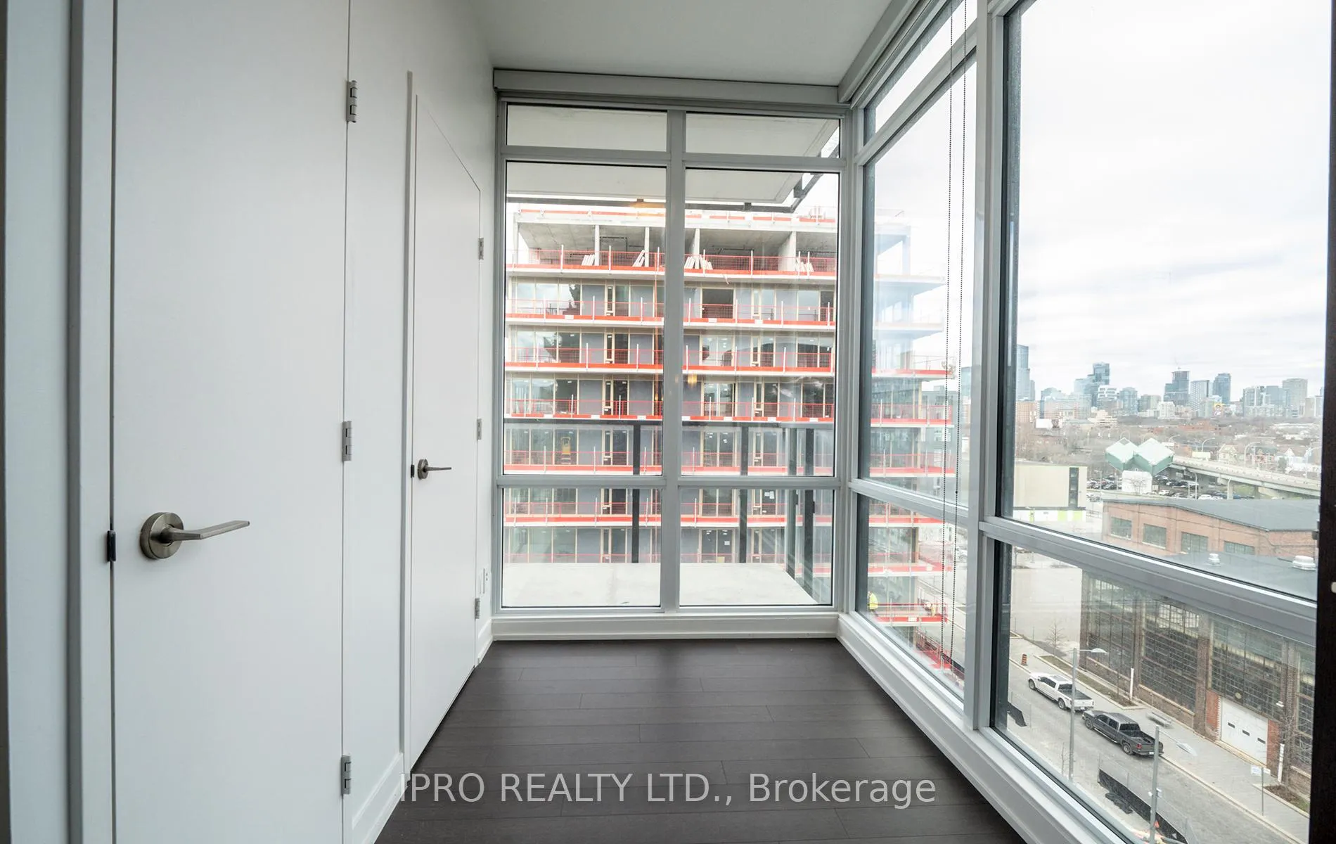 Photo 6 of Unit S709, 120 Bayview Avenue, Toronto, Waterfront Communities — HOMEH