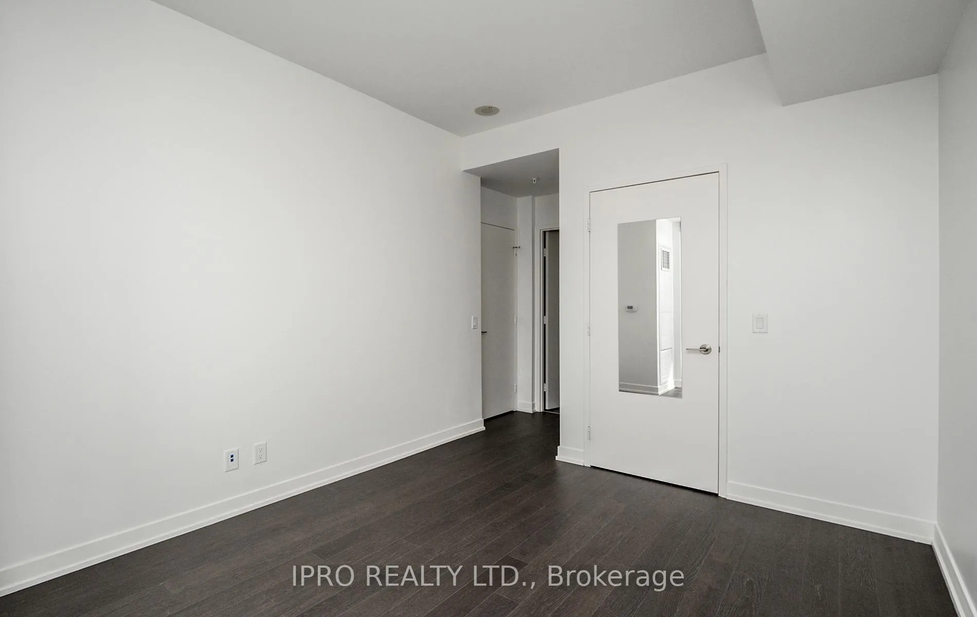 Photo 12 of Unit S709, 120 Bayview Avenue, Toronto, Waterfront Communities — HOMEH